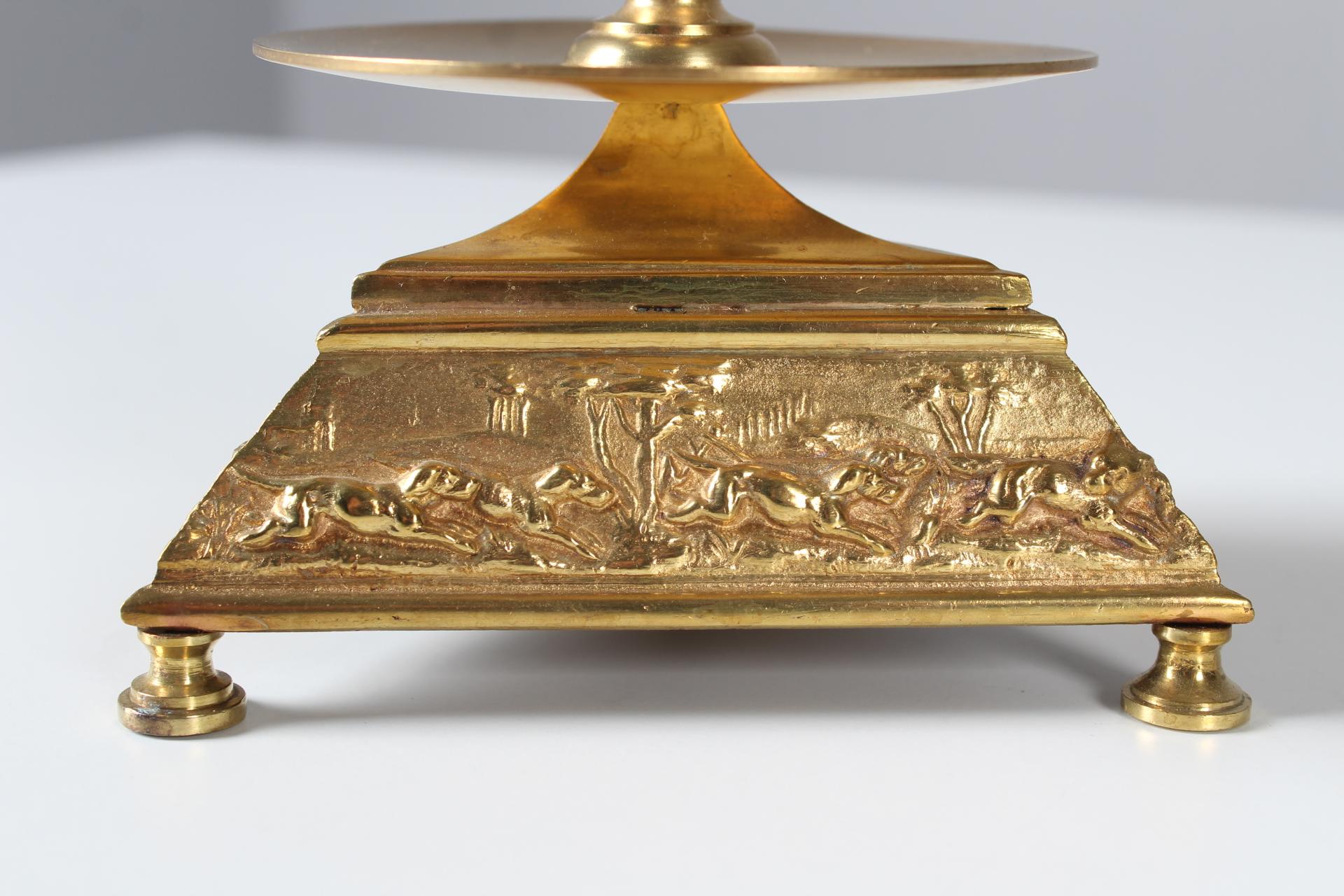 XIXe siècle Encrier d'antiquités, bronze doré, outil de bureau ancien, forme de vase en vente