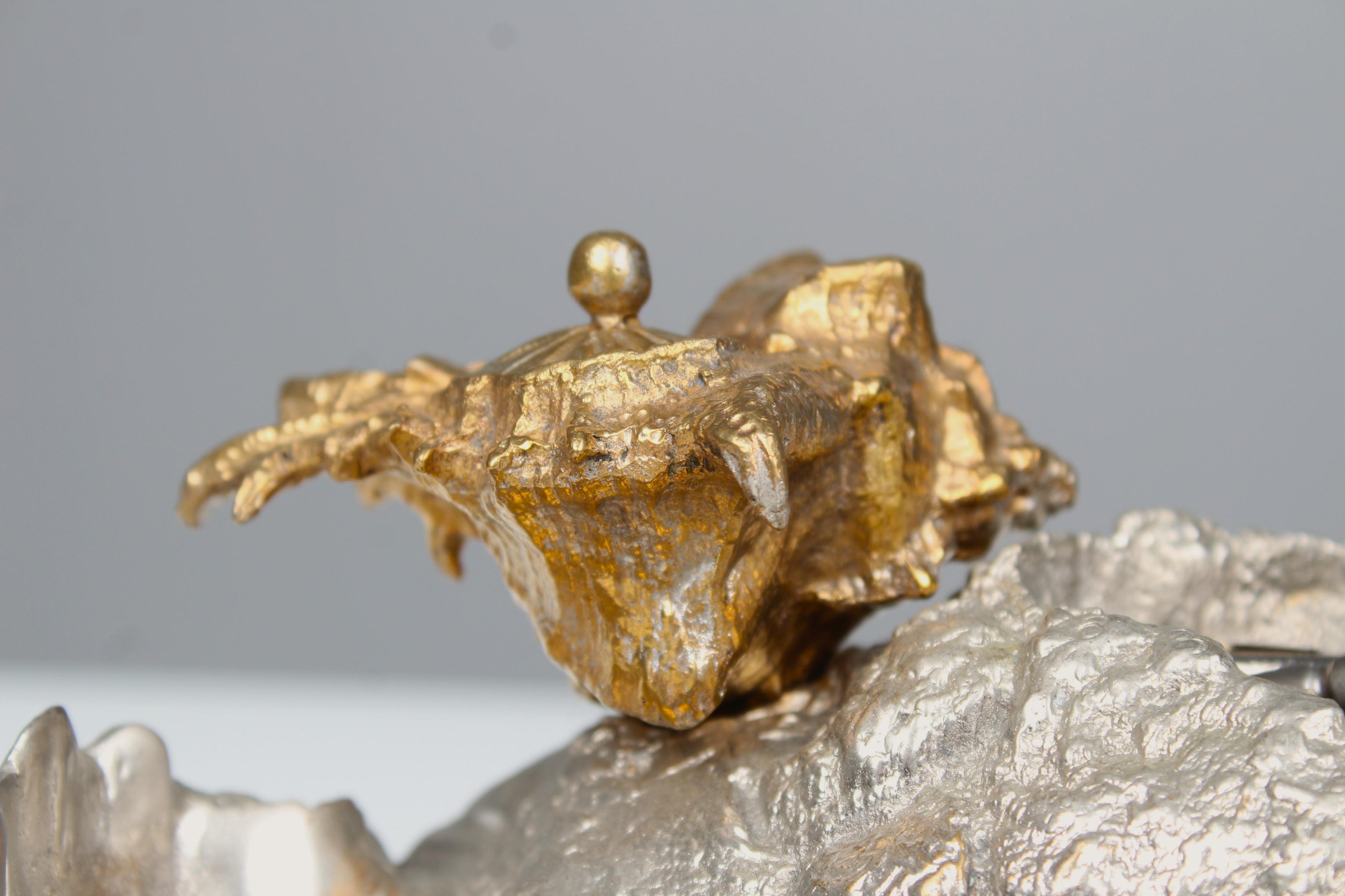 Antikes Tintenfass, Muscheln, vergoldet und versilbert, Bronzedorée, Mitte 19. im Zustand „Gut“ im Angebot in Greven, DE