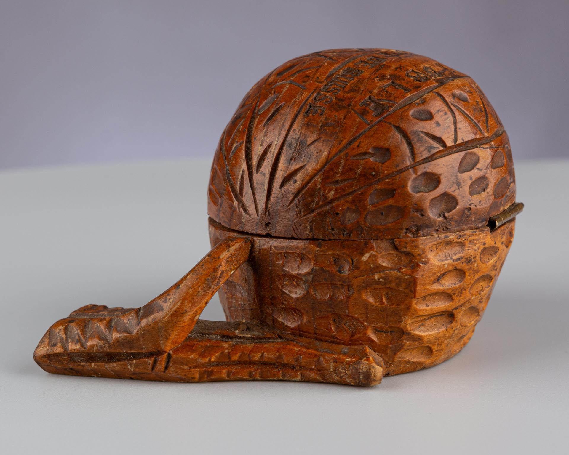 Antique Inkwell, Shape of a Walnut, Marked GRENOBLE, Switzerland, circa 1900 For Sale 7