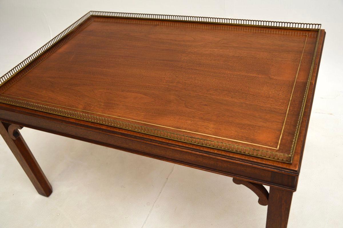 Antique Inlaid Brass Chippendale Style Coffee Table Bon état - En vente à London, GB