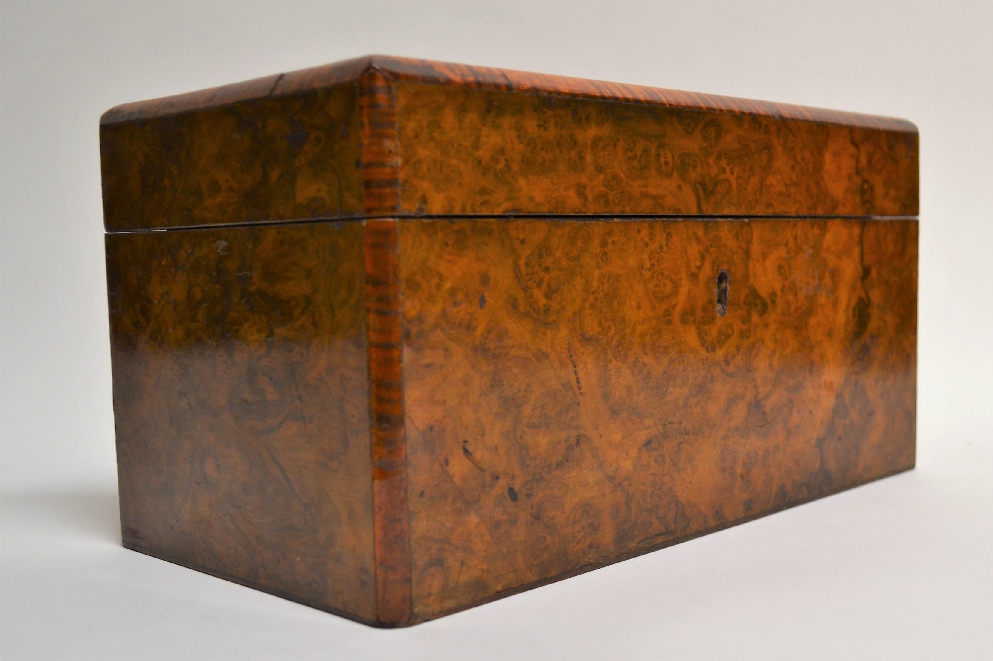 Antique Inlaid Briarwood Tea Caddy with Fitted Interior In Good Condition In New Orleans, LA
