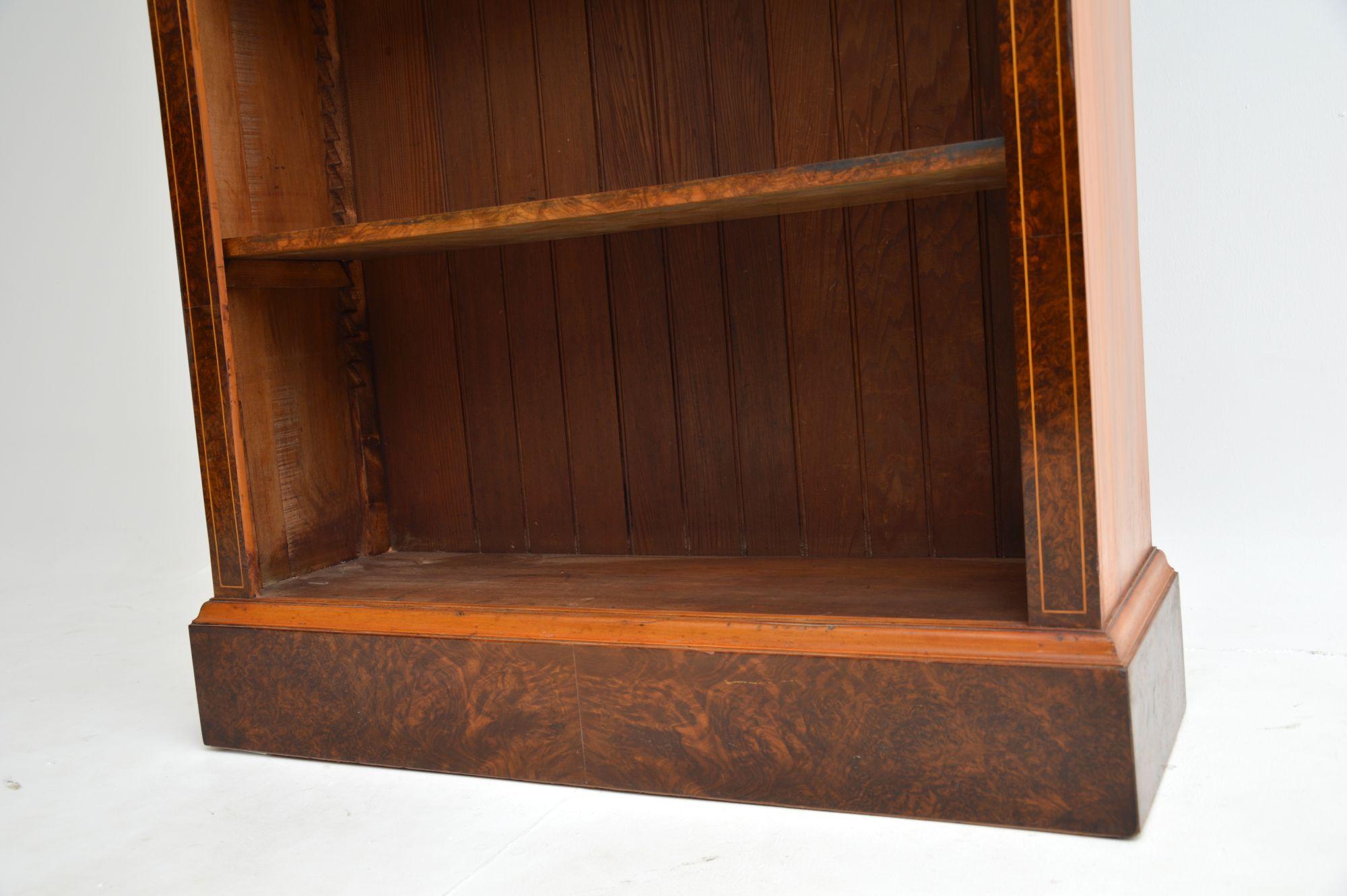 Antique Inlaid Burr Walnut Open Bookcase In Good Condition In London, GB