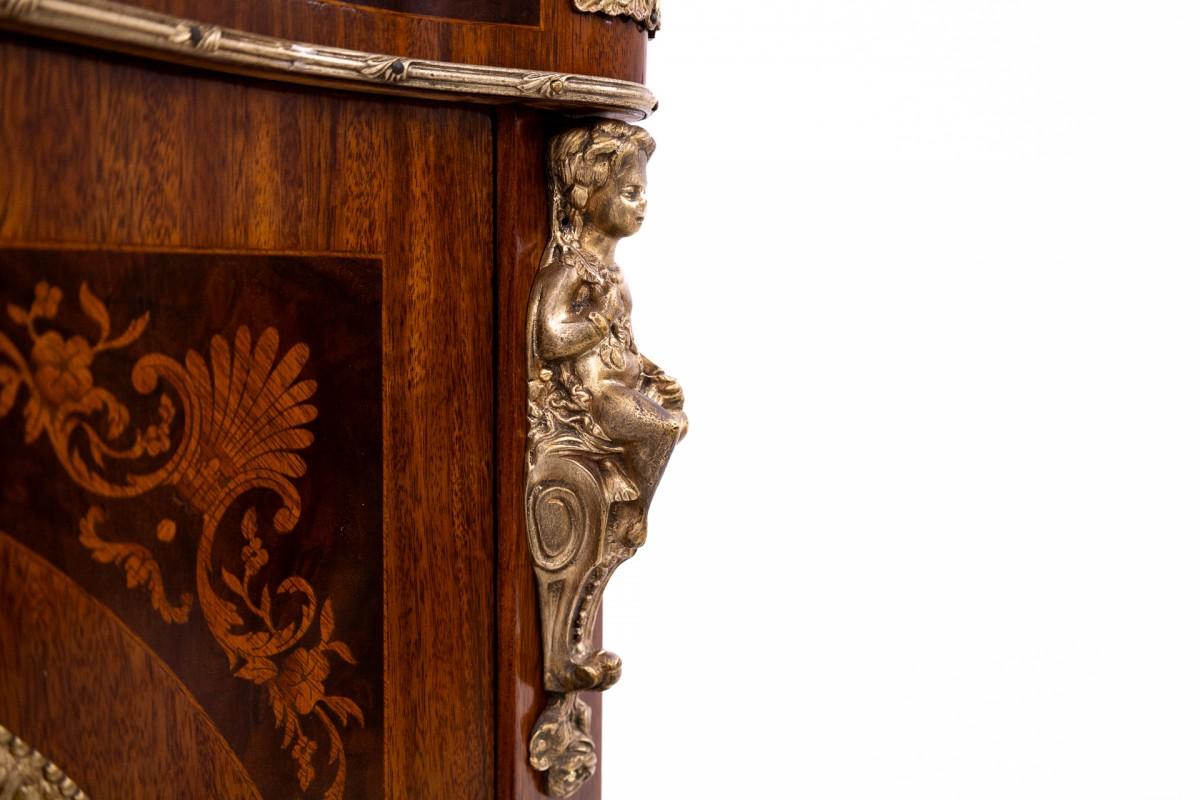 Antique inlaid chest of drawers, France, around 1850. After renovation. For Sale 3