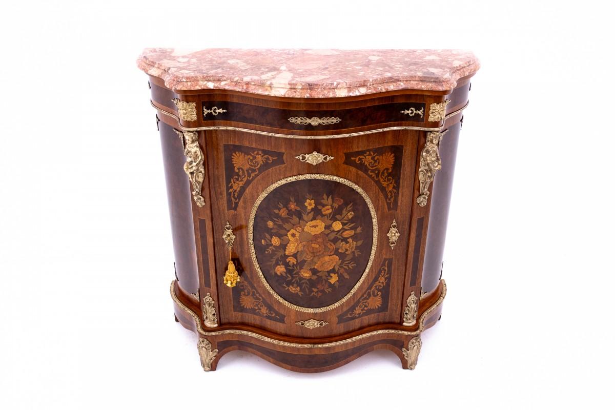 Louis XVI Ancienne commode marquetée, France, vers 1850. Après la rénovation. en vente