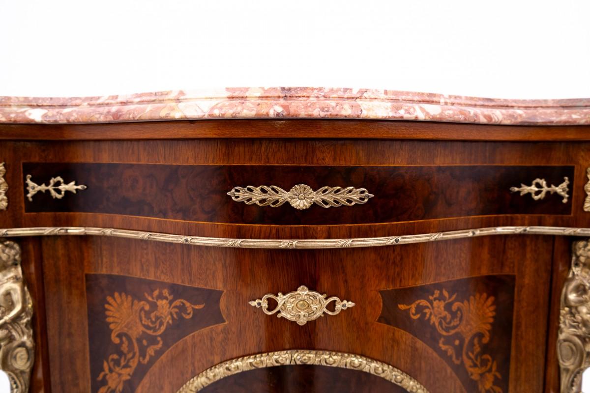 Antique inlaid chest of drawers, France, around 1850. After renovation. For Sale 1