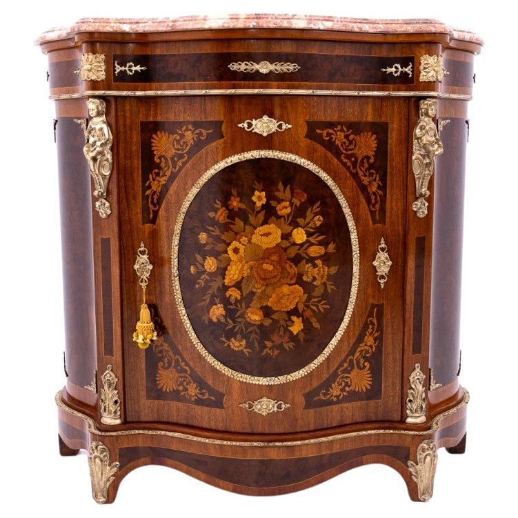 Ancienne commode marquetée, France, vers 1850. Après la rénovation. en vente