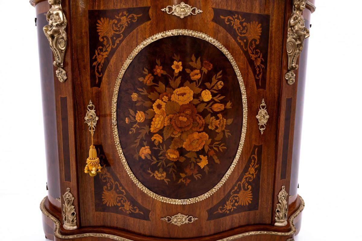 Antike Kommode mit Intarsien, Frankreich, um 1850. im Angebot 5