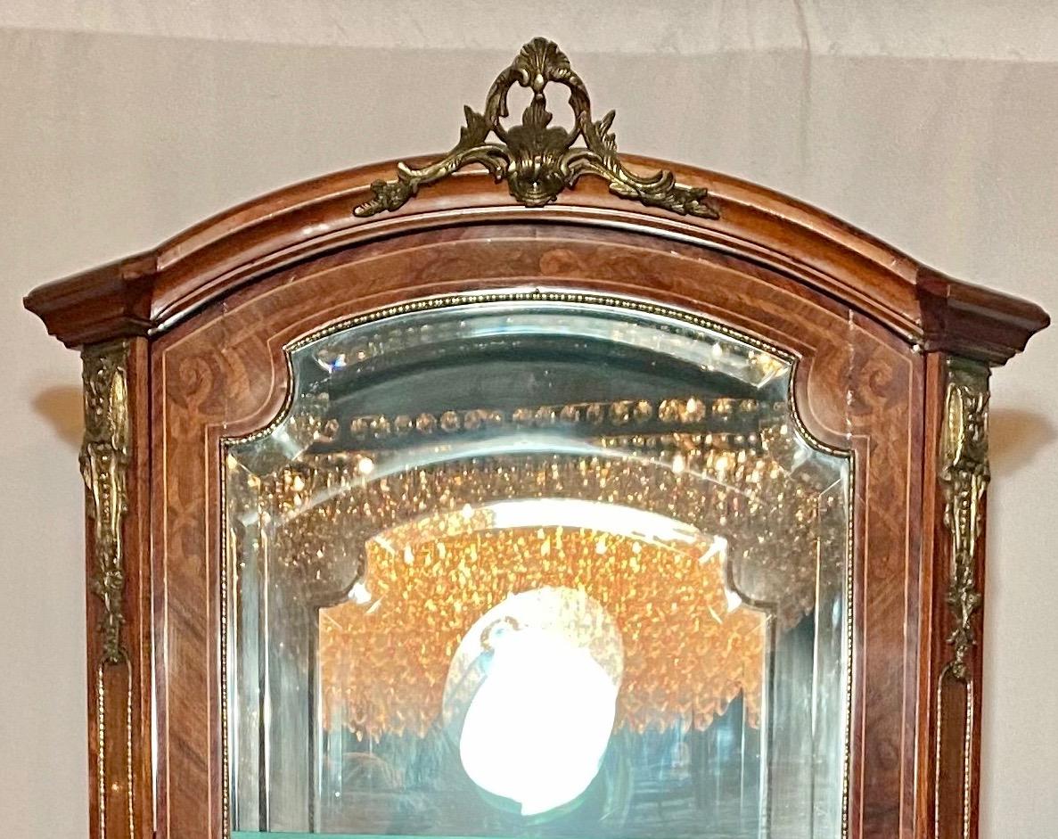 Antique French Napoleon III Gold Bronze & Inlaid Wood Display Cabinet Circa 1890 In Good Condition For Sale In New Orleans, LA