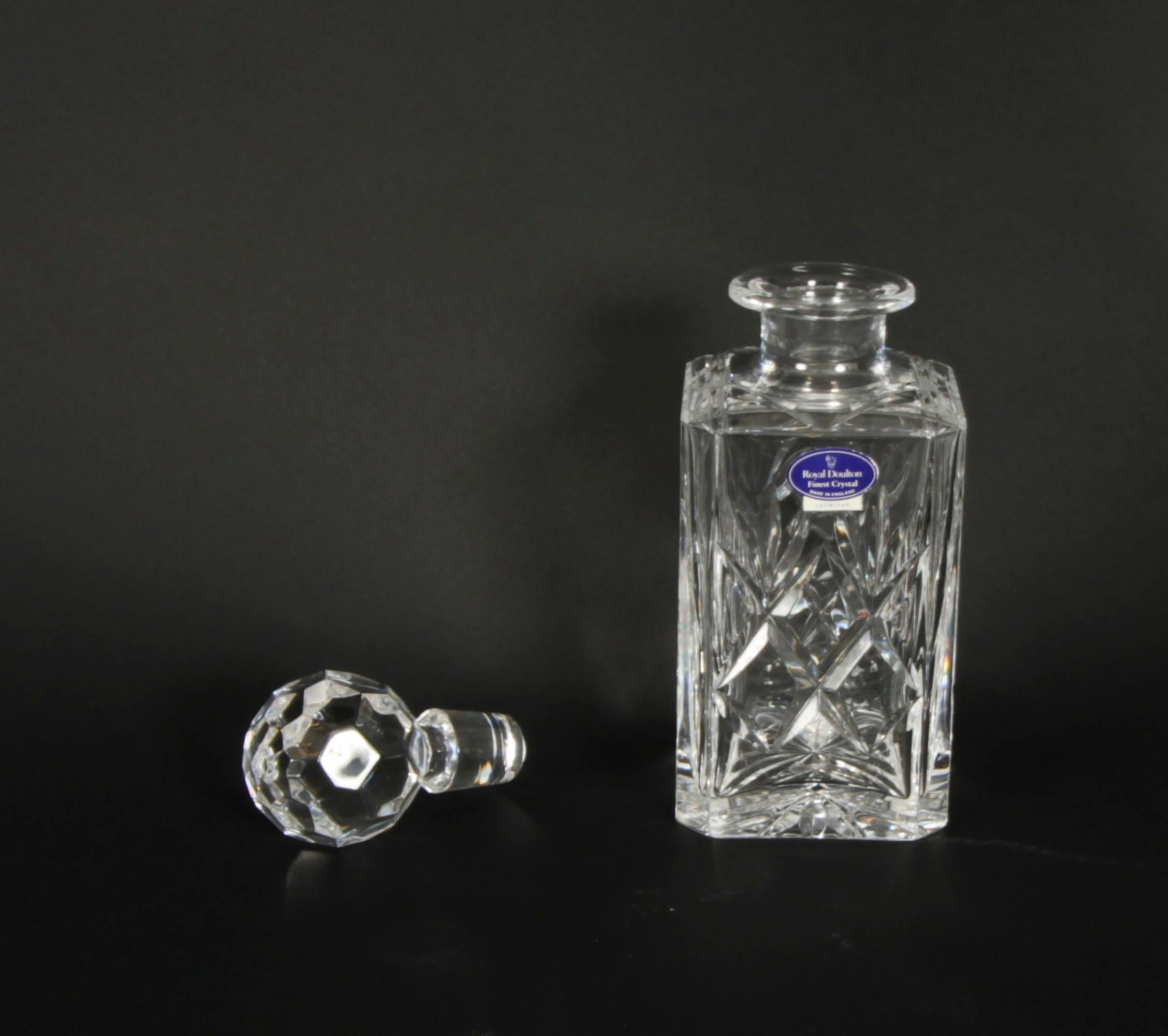 Carafe à décanter antique en acajou flammé à trois cristaux Tantale 19ème siècle 8
