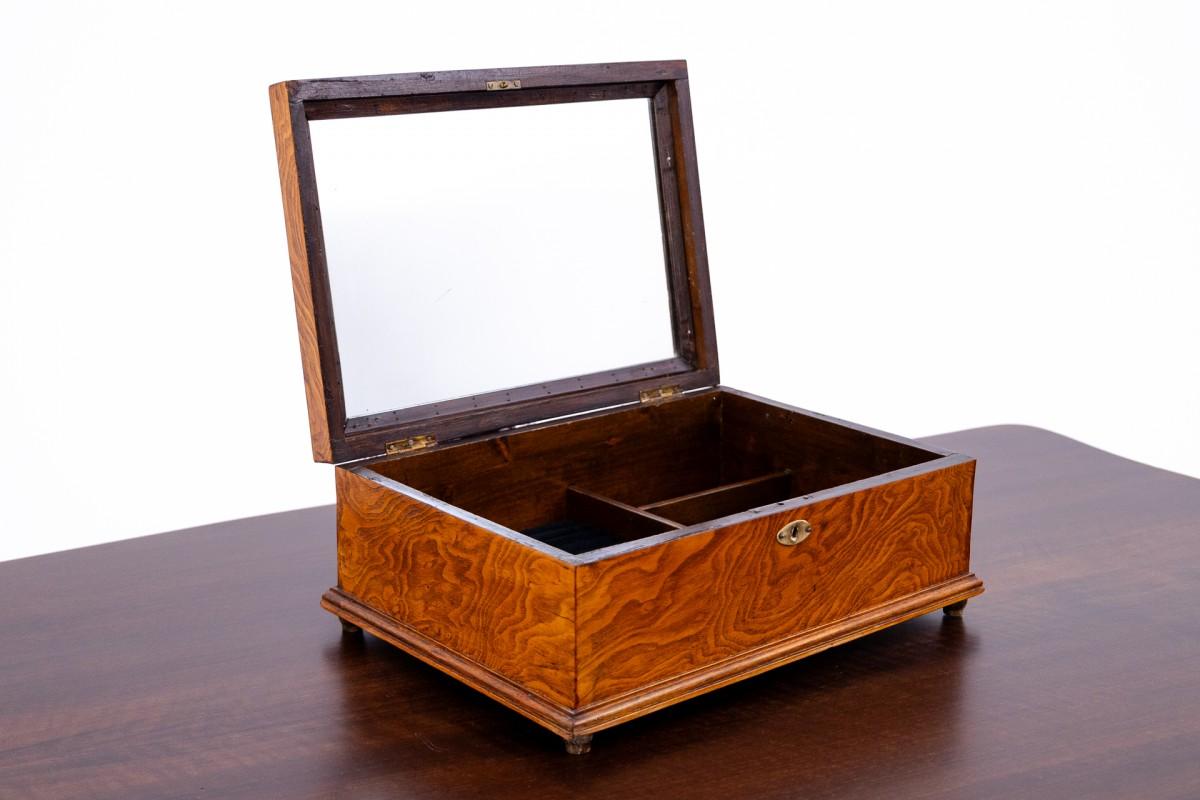 Boîte à bijoux antique avec mongram AM, Scandinavie, début du XXe siècle. Unisexe en vente