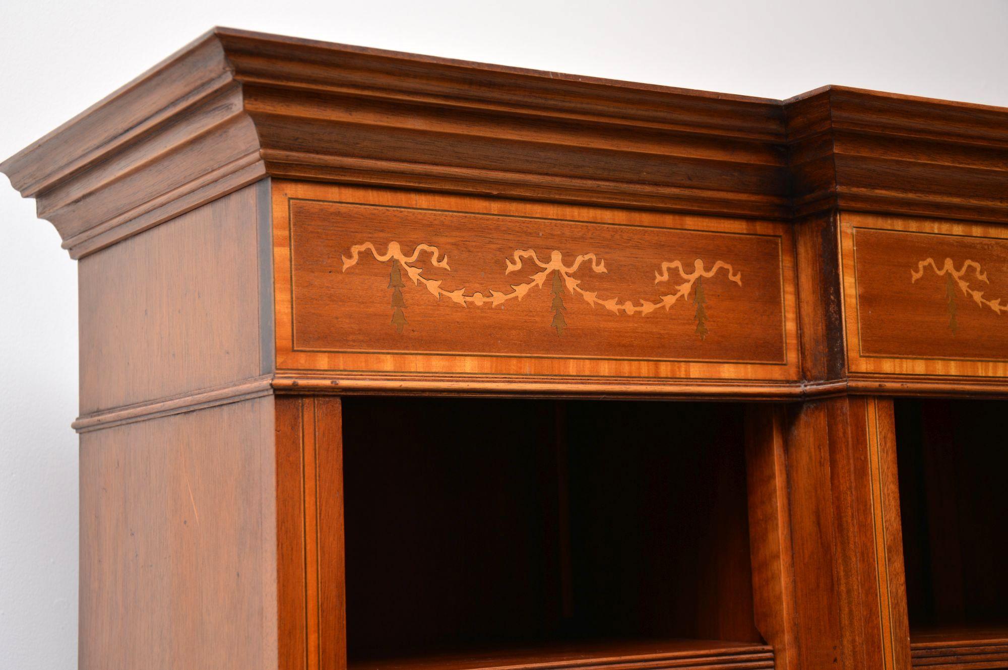  Antique Inlaid Mahogany Breakfront Open Bookcase In Good Condition In London, GB
