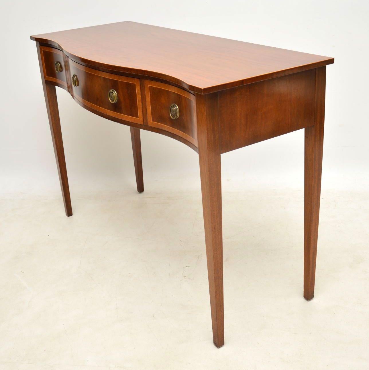 Antique Inlaid Mahogany Console Table In Excellent Condition In London, GB