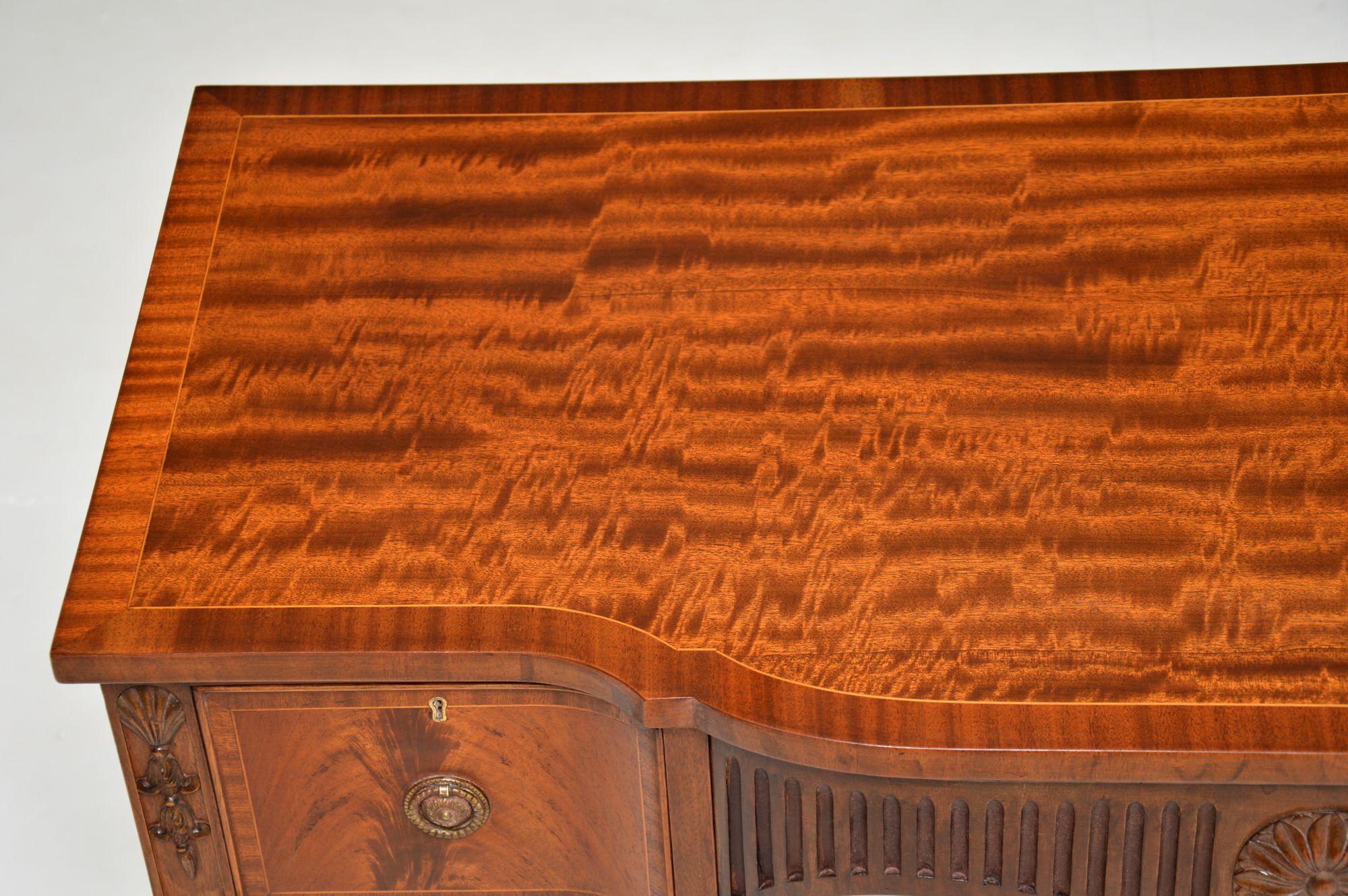 Antique Inlaid Server Table In Good Condition In London, GB