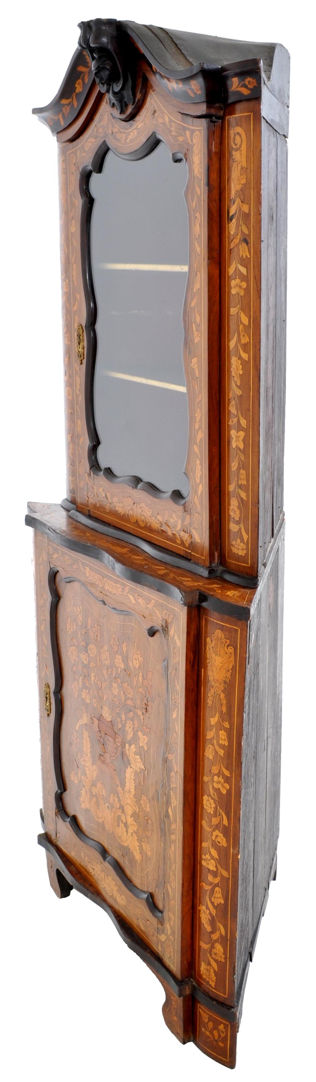 Antique Inlaid Marquetry Dutch Two-Piece Corner Cabinet, circa 1830 7