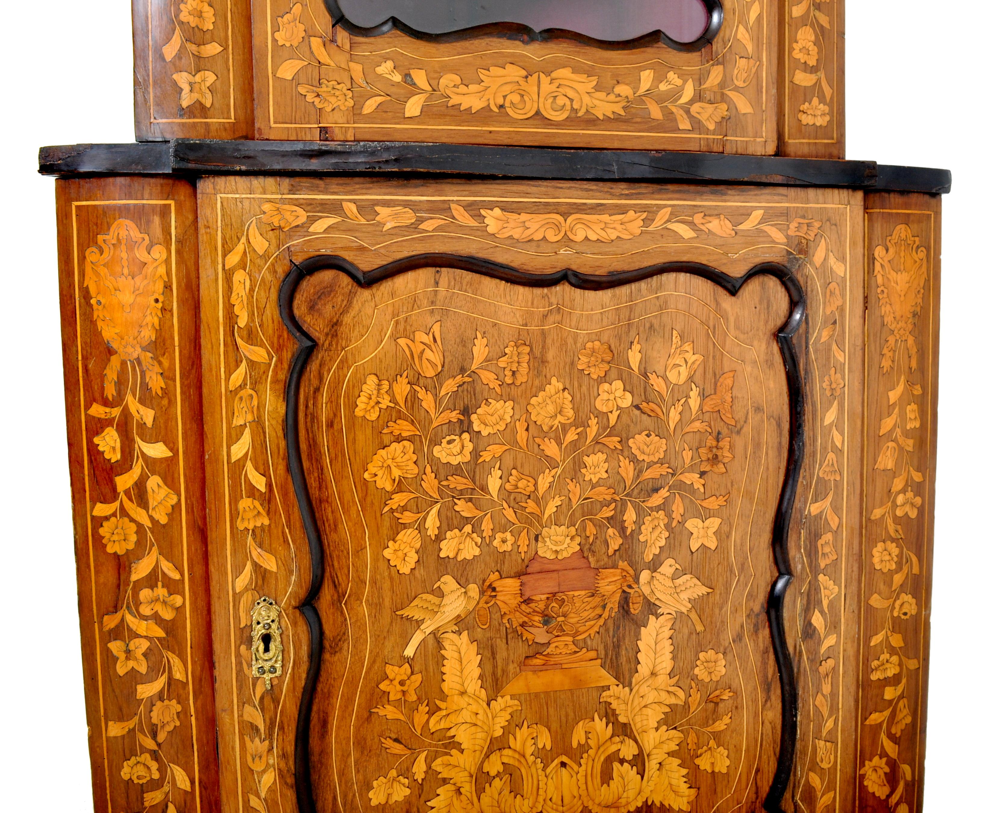 Satinwood Antique Inlaid Marquetry Dutch Two-Piece Corner Cabinet, circa 1830