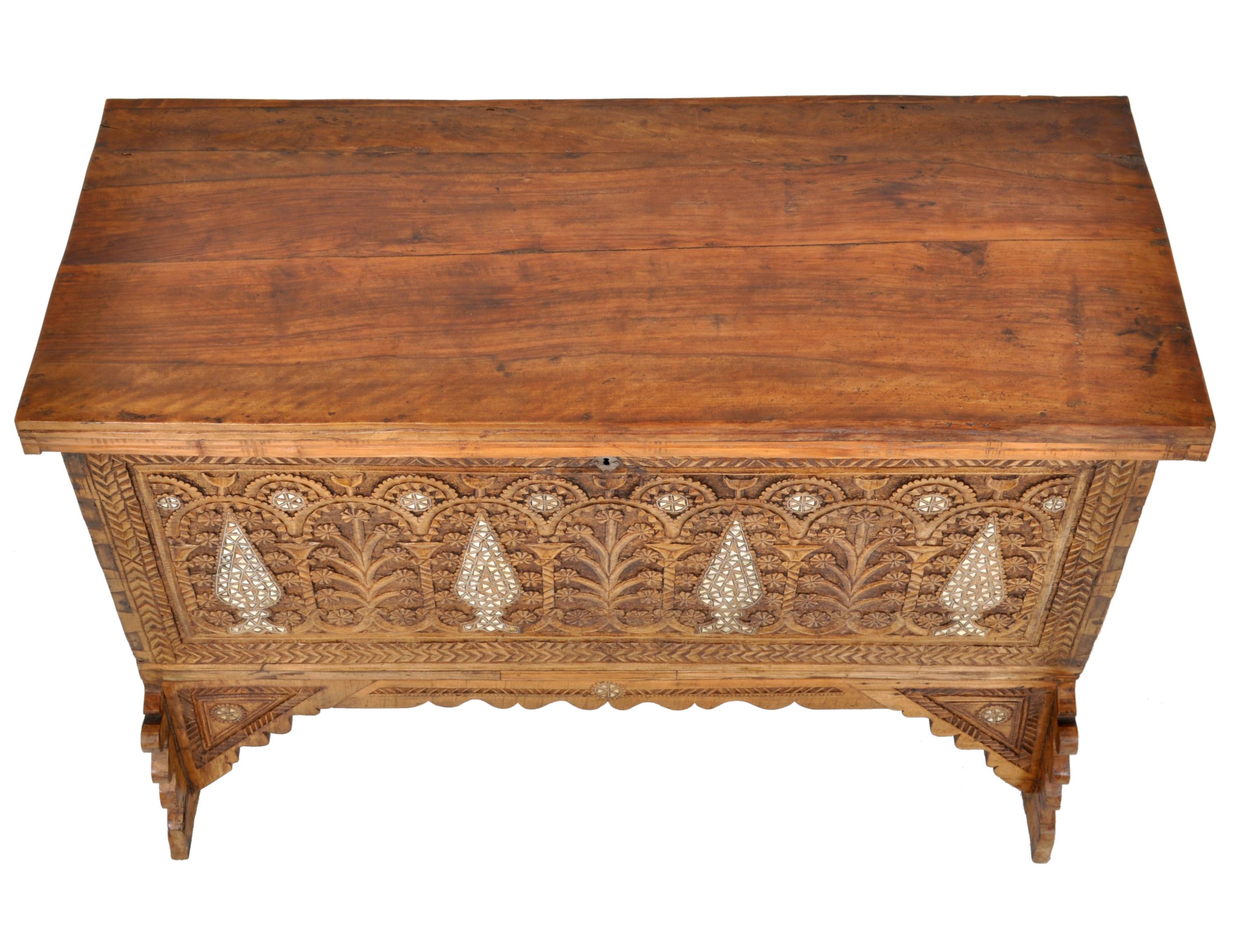 Antique Inlaid Mother of Pearl Syrian Marriage Dowry Chest Coffer Trunk, 1880 In Good Condition In Portland, OR