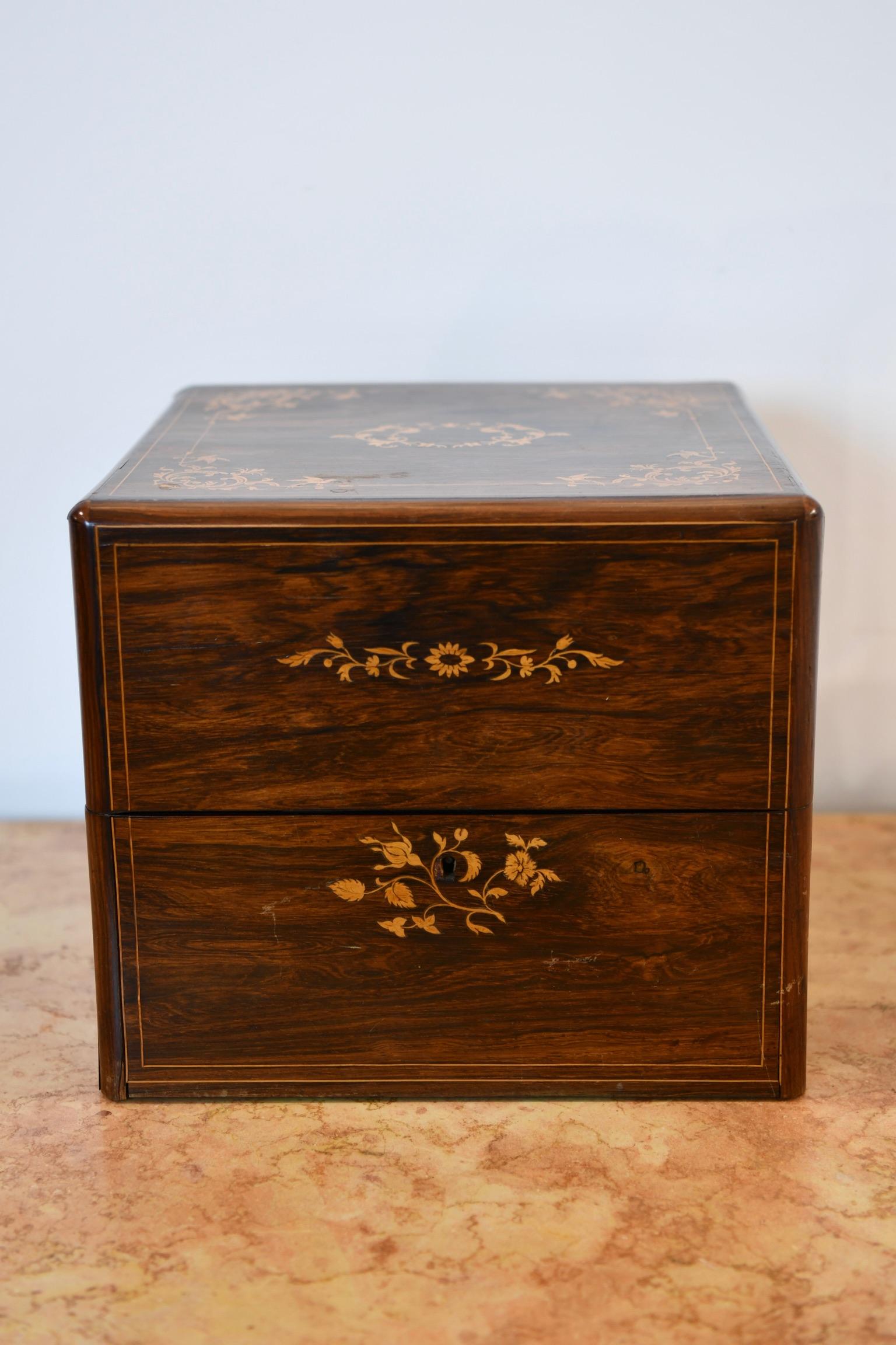 Unknown Antique Inlaid Rosewood Tantalus For Sale