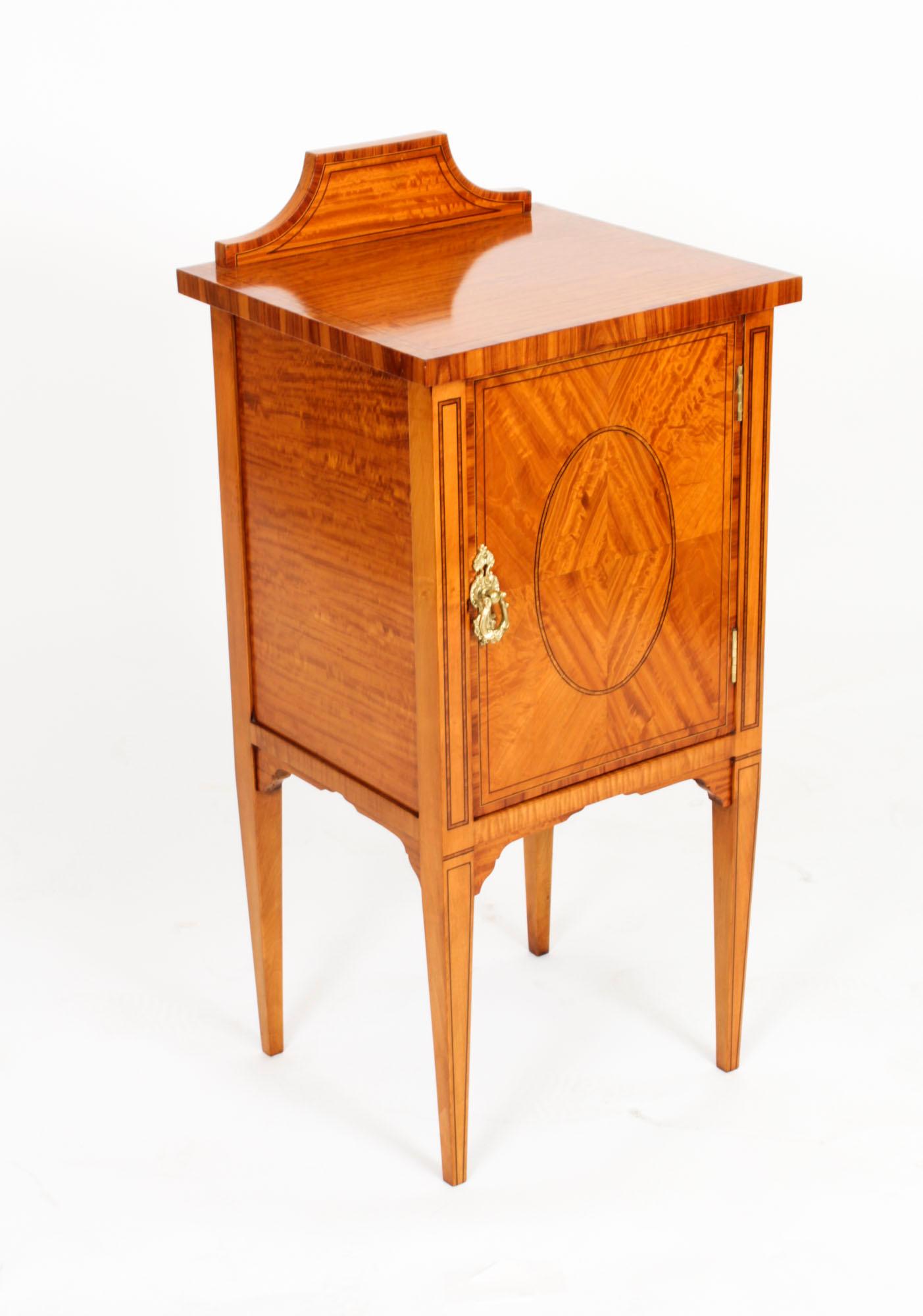 Antique Inlaid Satinwood Bedside Cabinet c.1880 19th Century 8