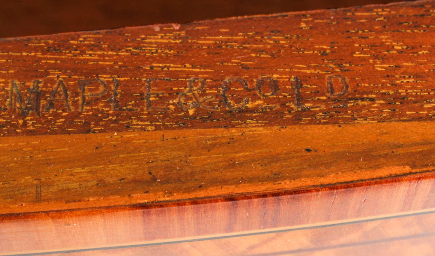 Table de toilette ancienne en bois de citronnier incrusté Maple & Co 19ème siècle en vente 11
