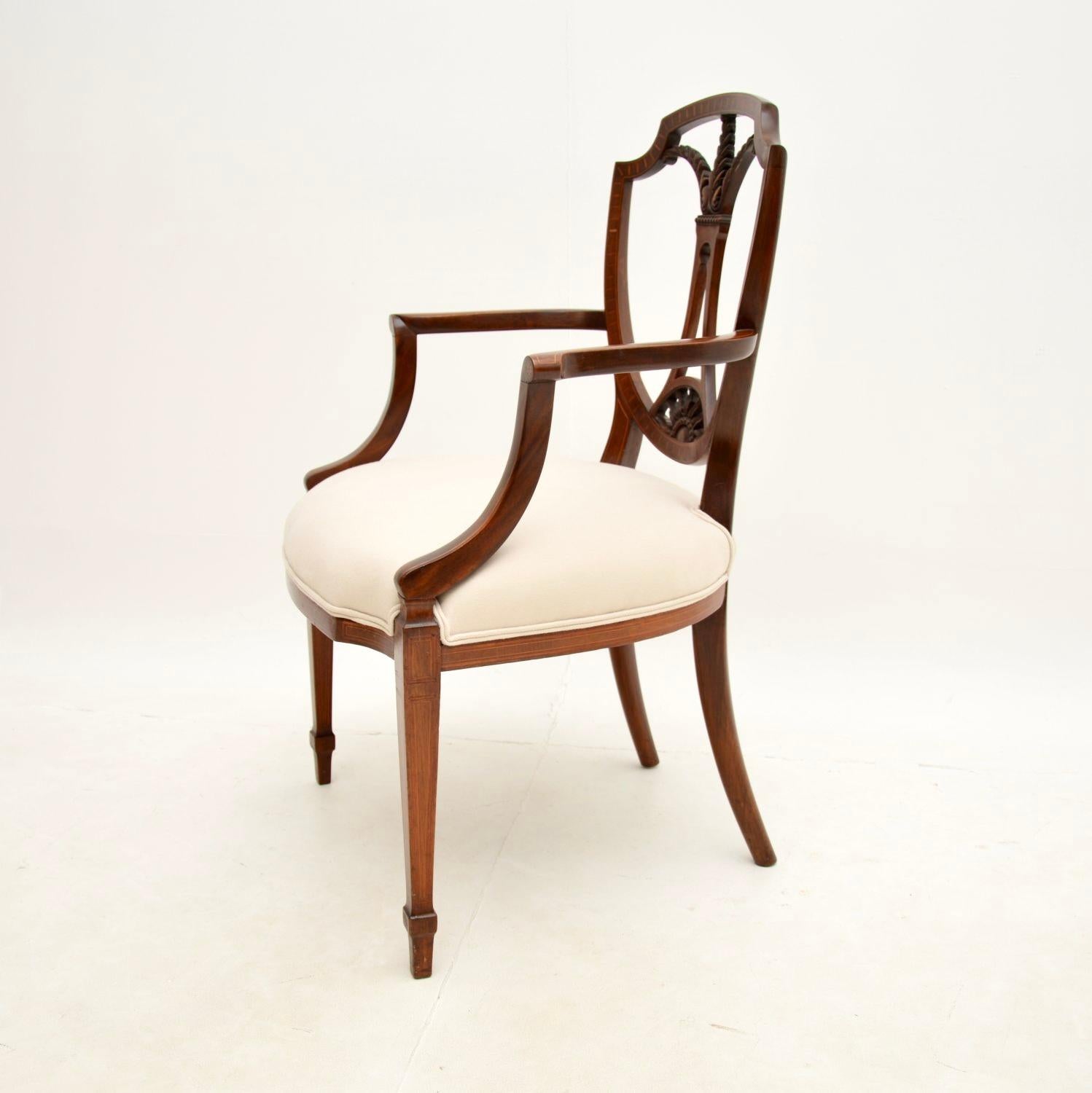 Antique Inlaid Sheraton Style Carver Armchair In Good Condition For Sale In London, GB