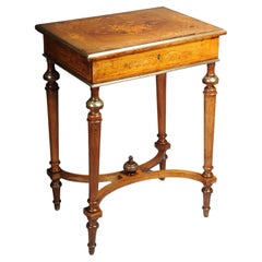 Mesa auxiliar/mesa de coser antigua con marquetería Napoleón III, latón