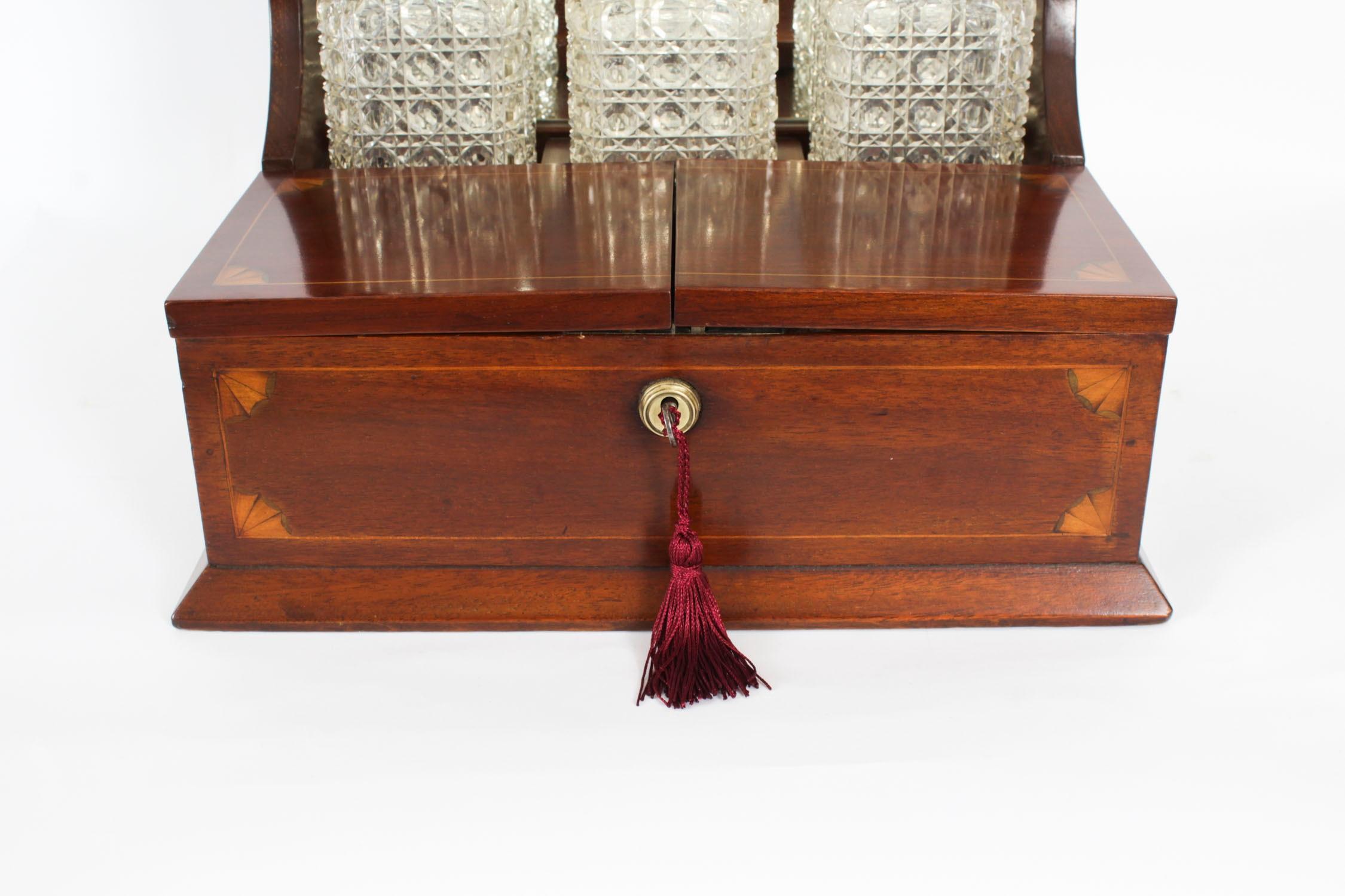 Antique Inlaid Three Cut Crystal Decanter Tantalus & Games 19th Century In Good Condition In London, GB