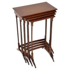 Antike Intarsien-Tische aus Nussbaumholz, 4er-Set