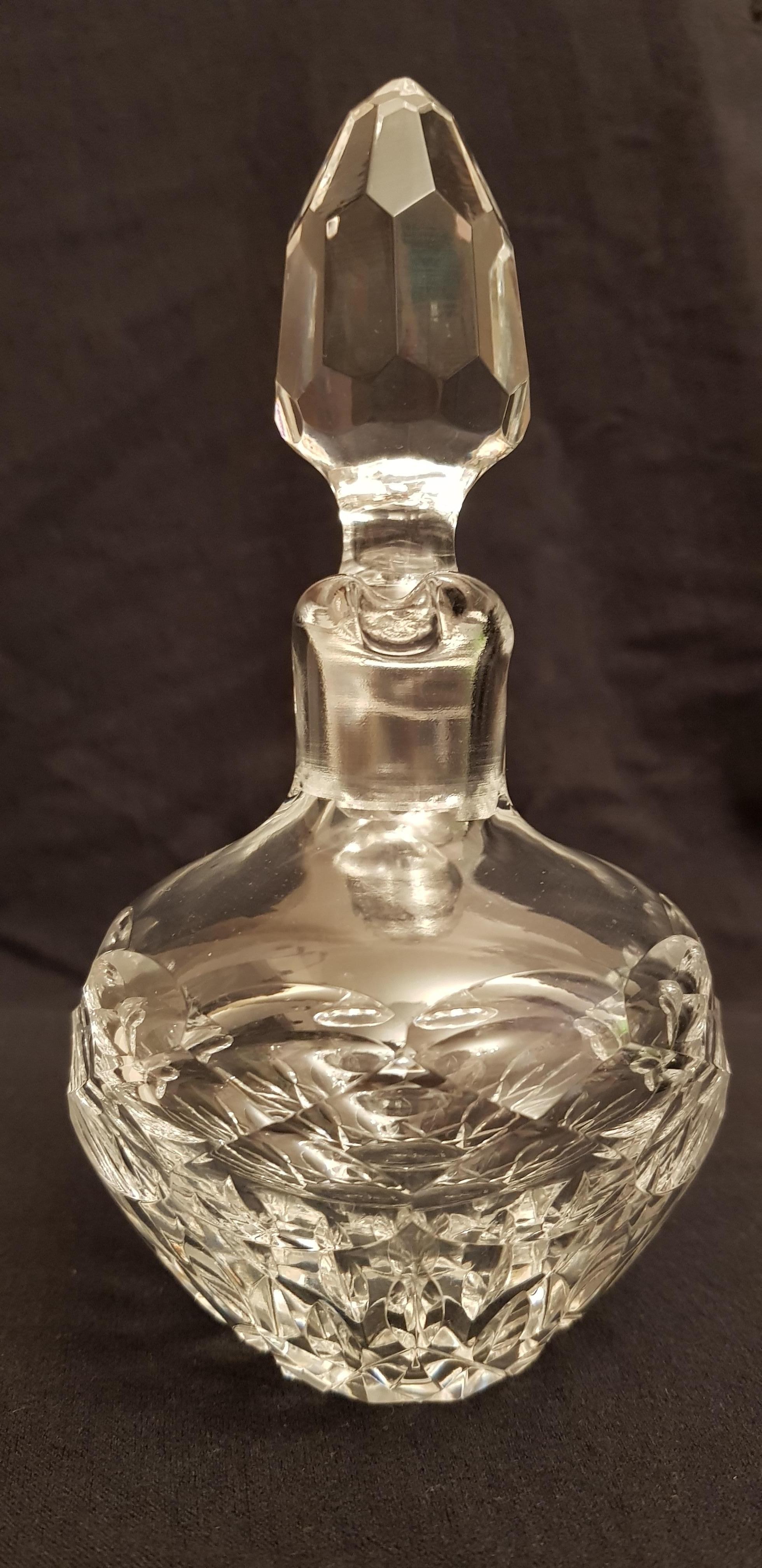 Art Deco Antique Innisfree Signed Crystal Patern Cut Bottle from Waterford For Sale