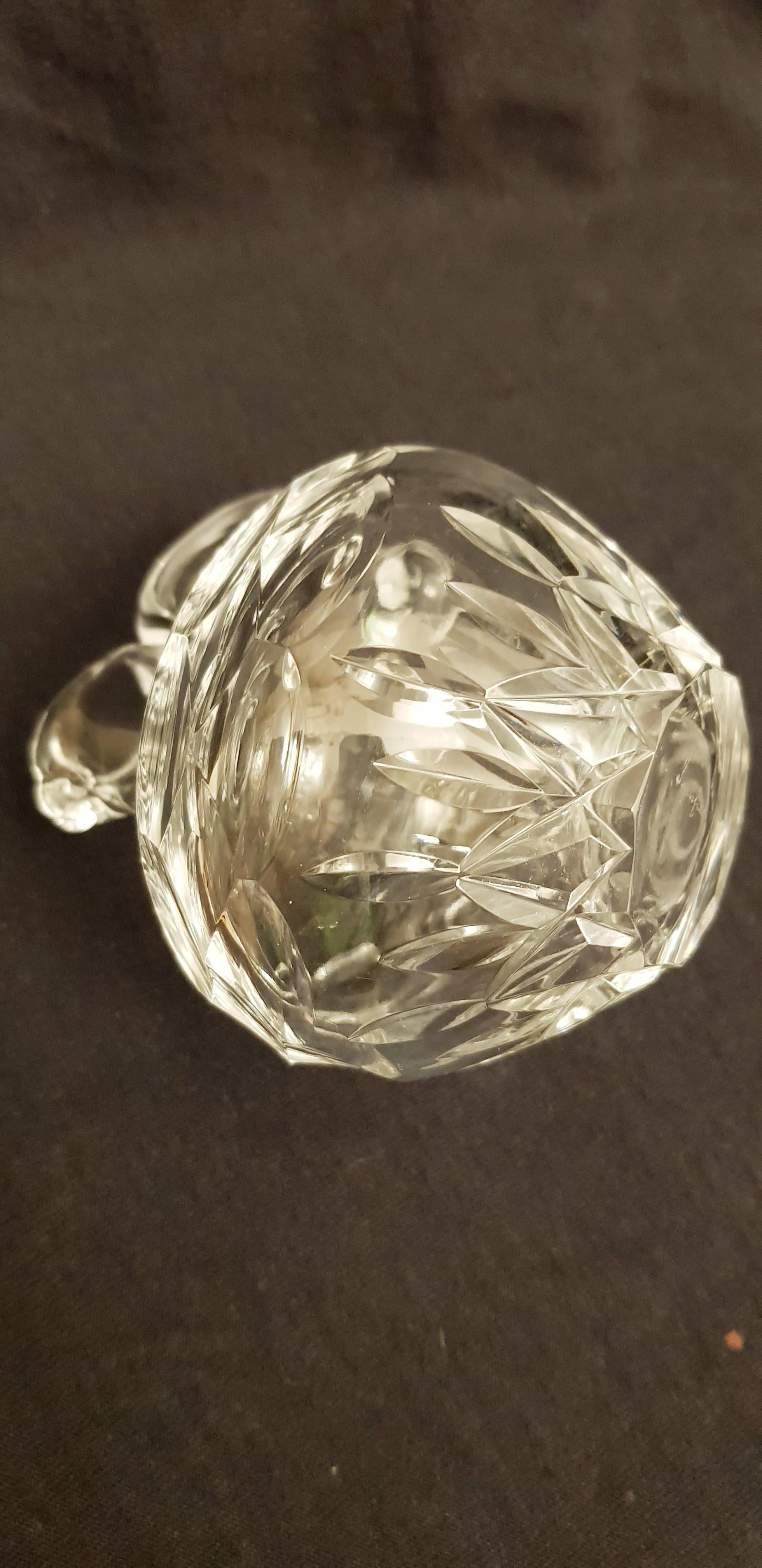 Hand-Crafted Antique Innisfree Signed Crystal Patern Cut Bottle from Waterford For Sale