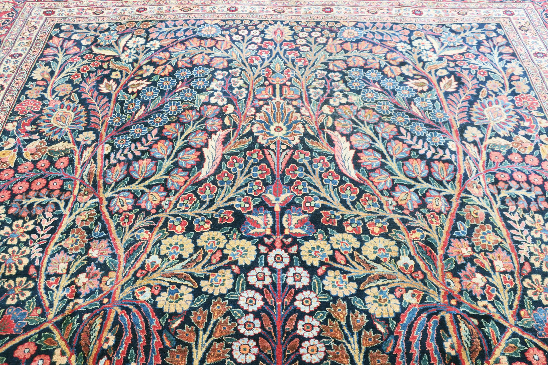 Antique Inscribed Tree of Life Carpet (Handgeknüpft) im Angebot