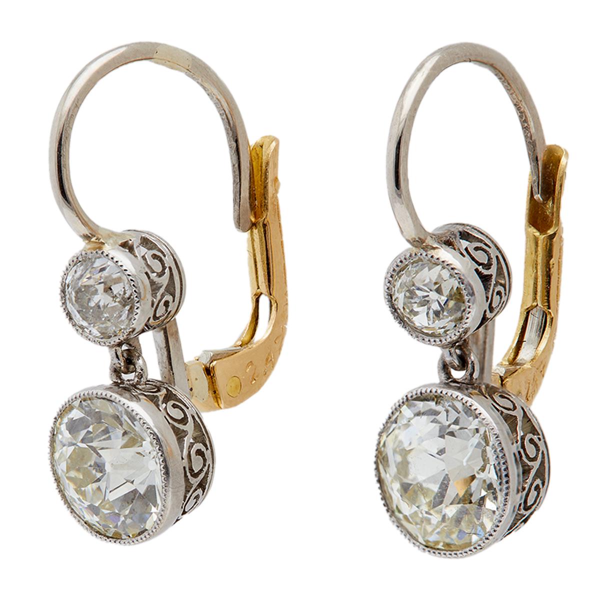 Antique Inspired 2.47 Carats Old European Cut Diamonds Platinum Drop Earrings For Sale 1