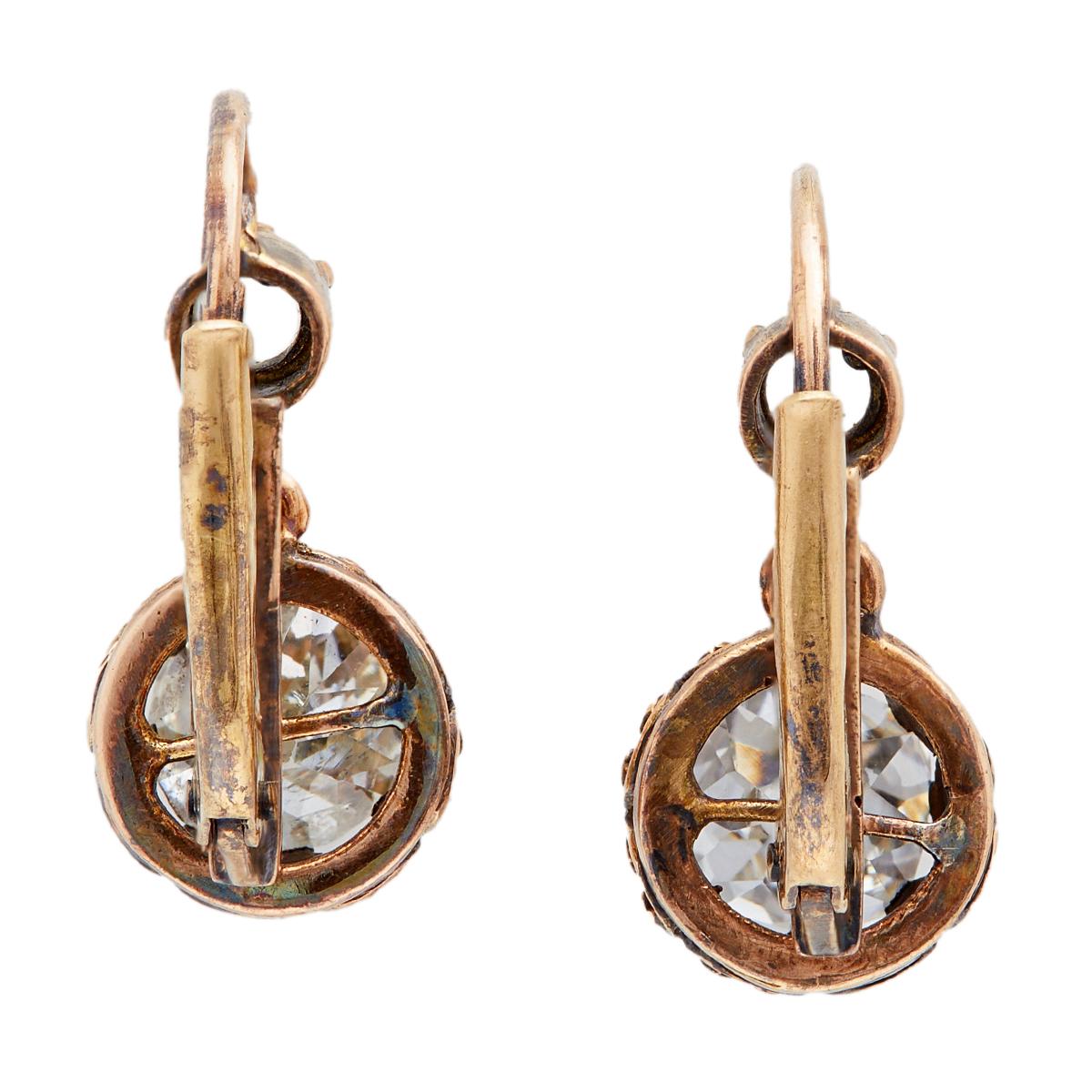Antique Inspired 2.50 Carats Total Weight 18k Yellow Gold Drop Earrings For Sale 1