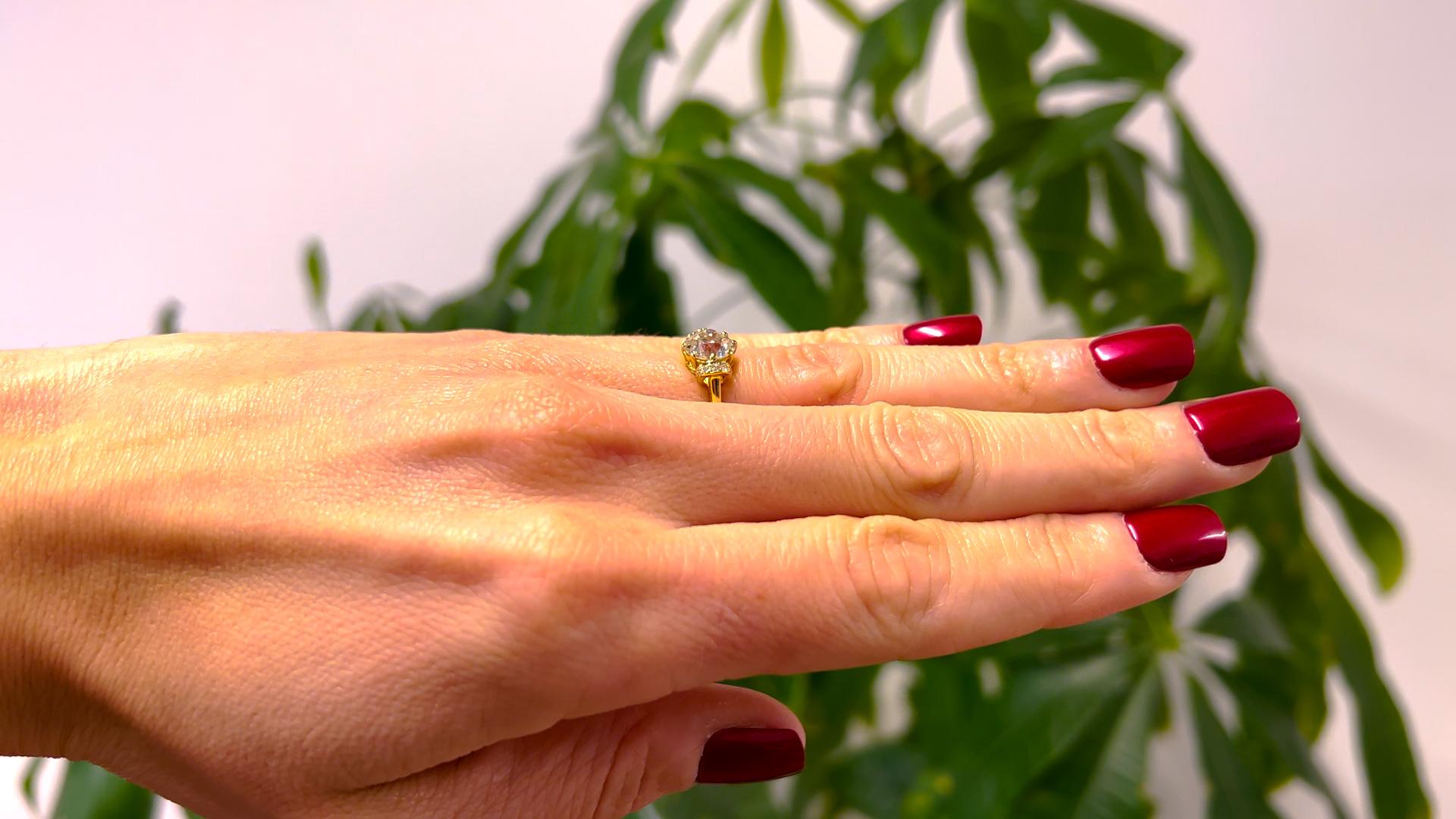 Women's or Men's Antique Inspired GIA 1.80 Carat Old European Cut Diamond 18k Yellow Gold Ring For Sale