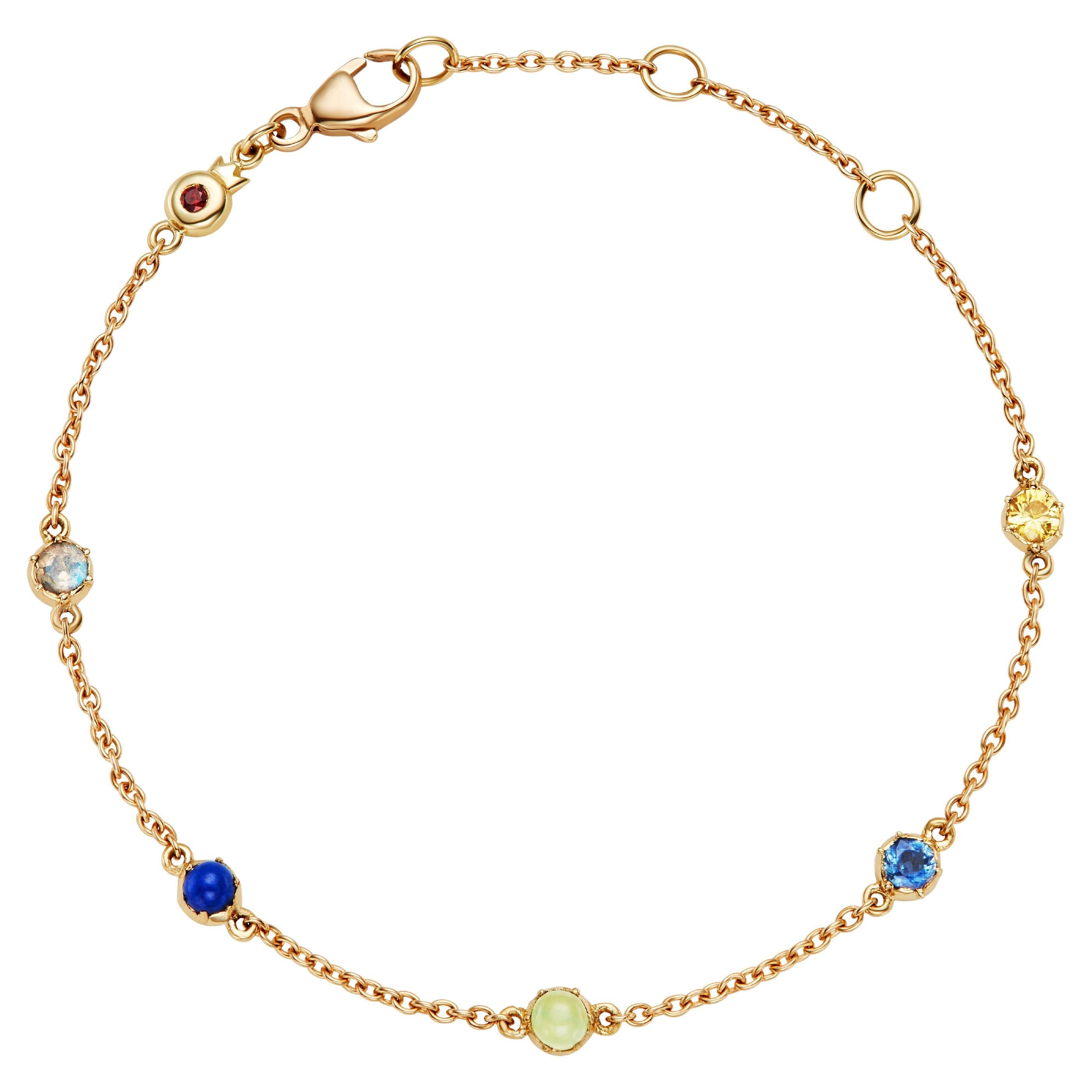 Antikes inspiriertes acros „Lucky“-Armband aus Gelbgold mit mehreren Edelsteinen im Angebot