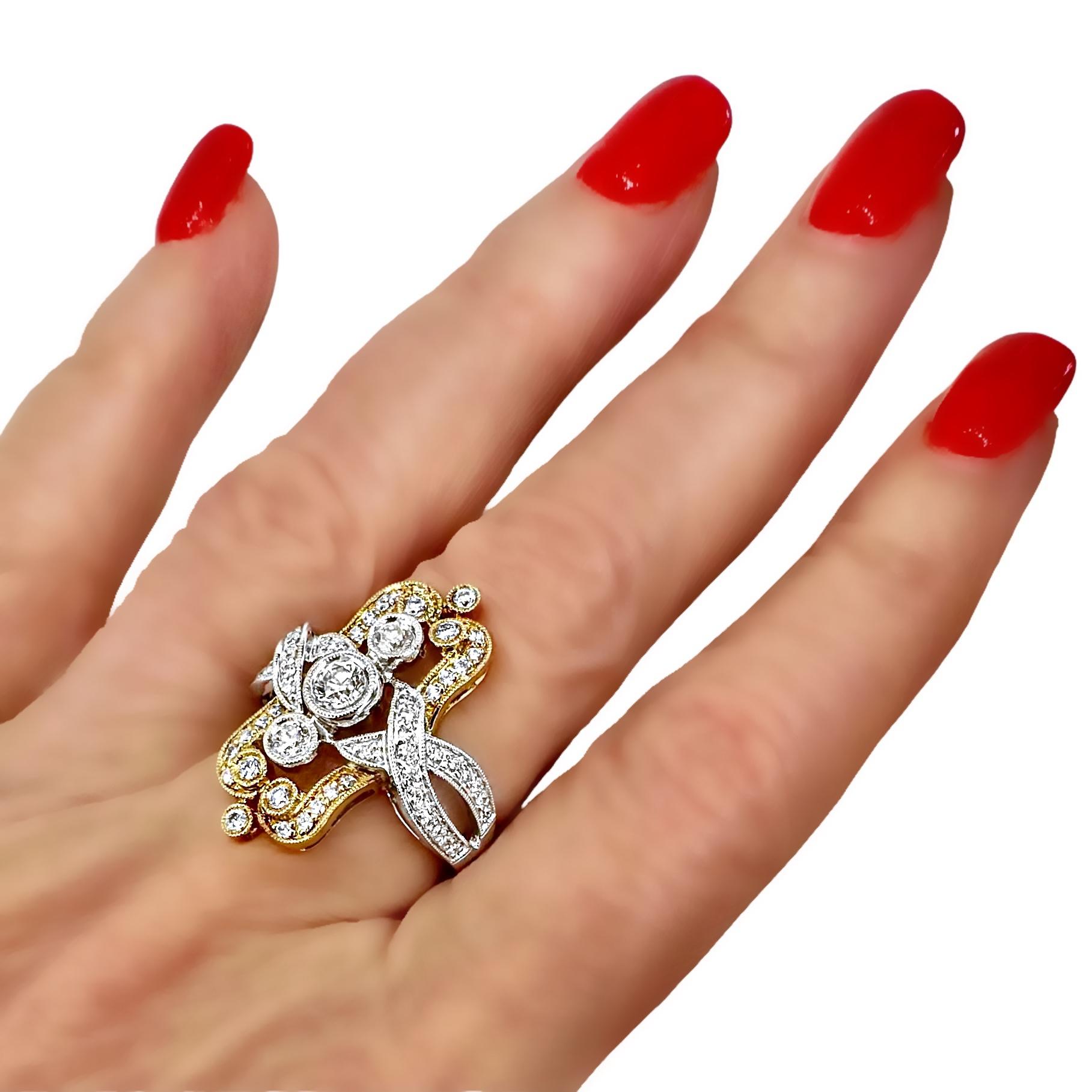 Bague d'inspiration ancienne en or jaune et blanc 18 carats avec diamants en vente 10