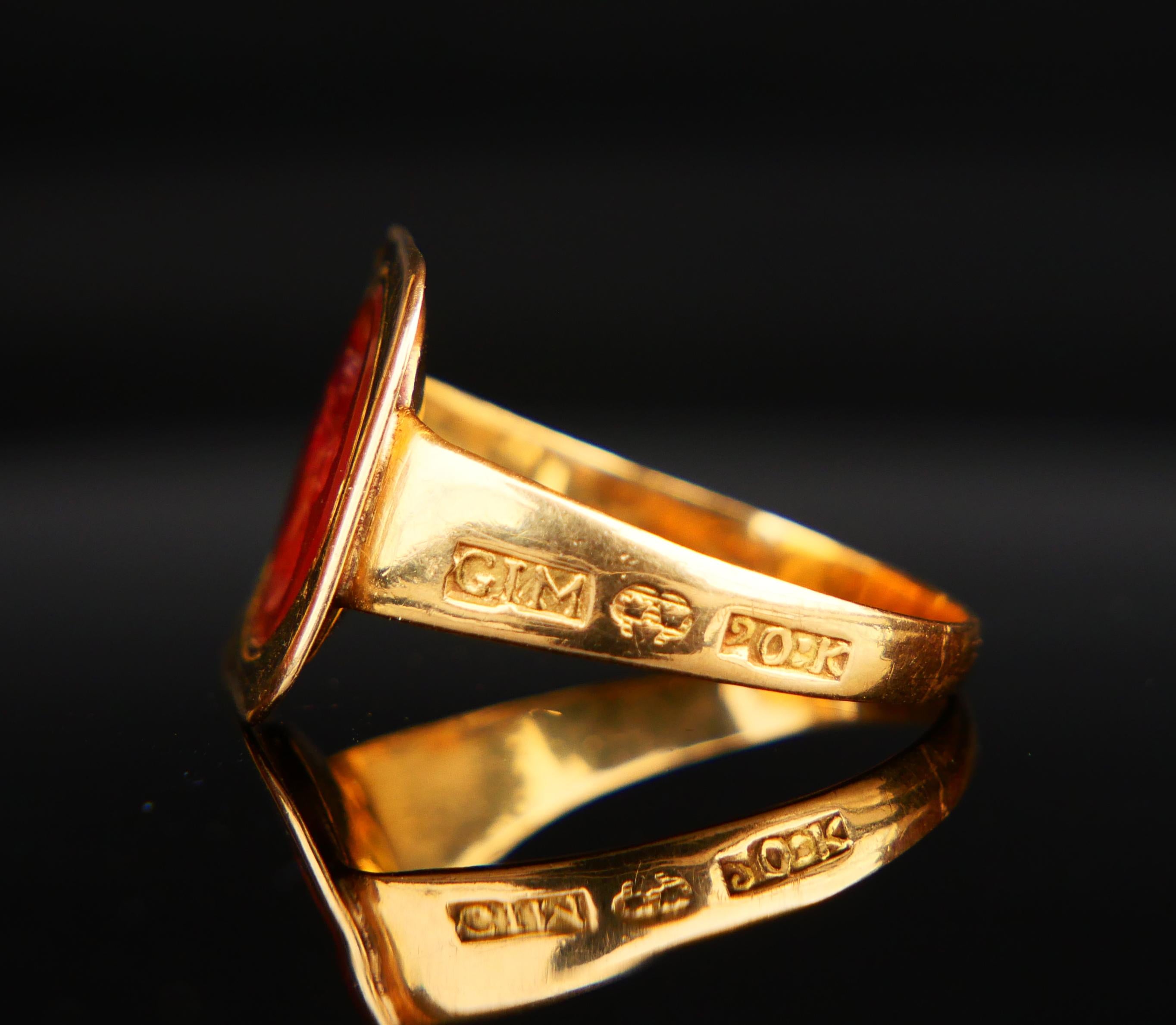 Men's Antique Intaglio Signet Ring Carnelian solid 20K Gold Ø US8 / 3.7gr For Sale