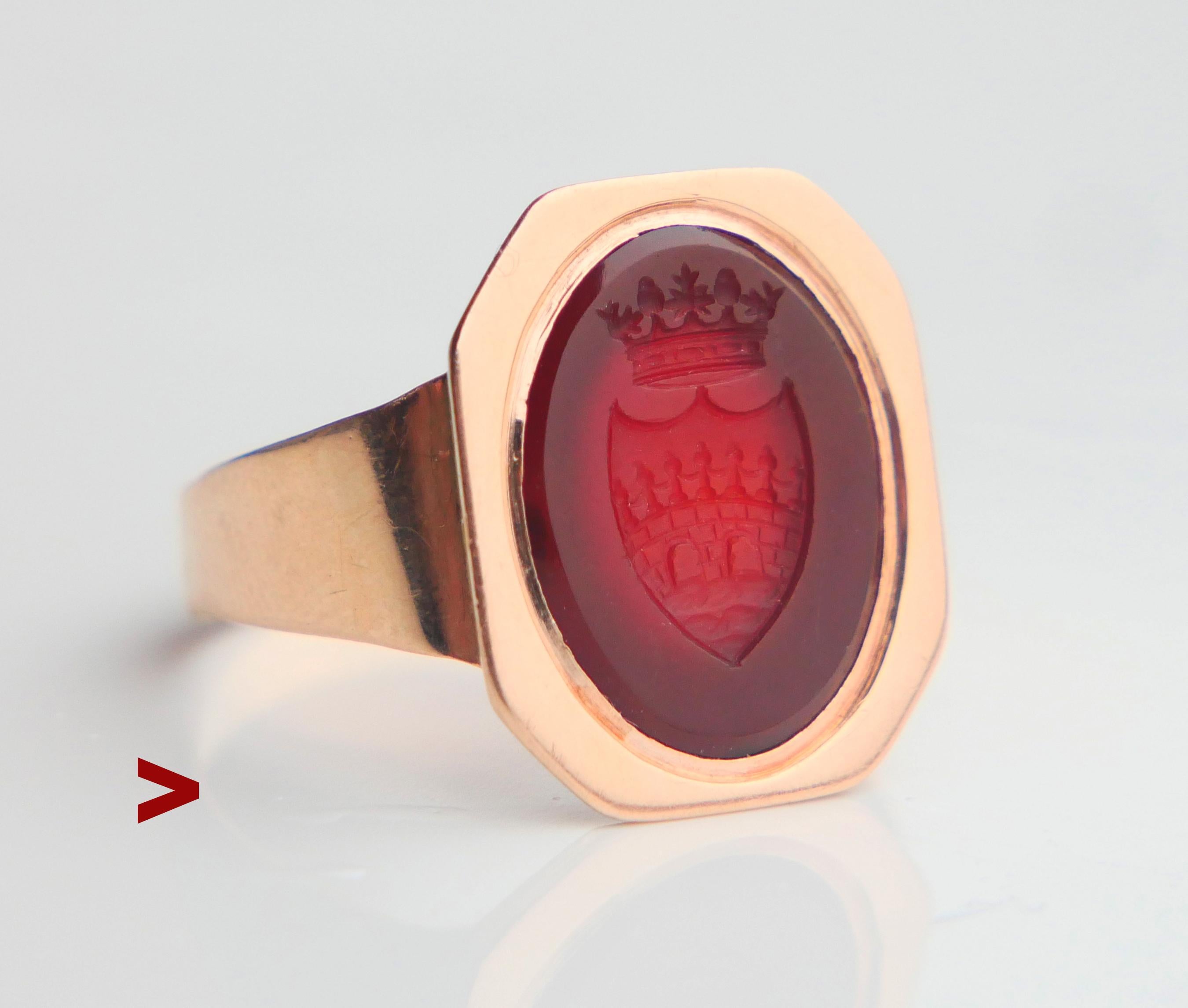 Signet Intaglio Ring with heraldic depiction of a Coat of Arms  on Carnelian stone. Mural Wall  on the shield under the crown of Nobility, likely Russian of noble family. Very well done / hand carved work of a Mural Wall - it makes a fine impression