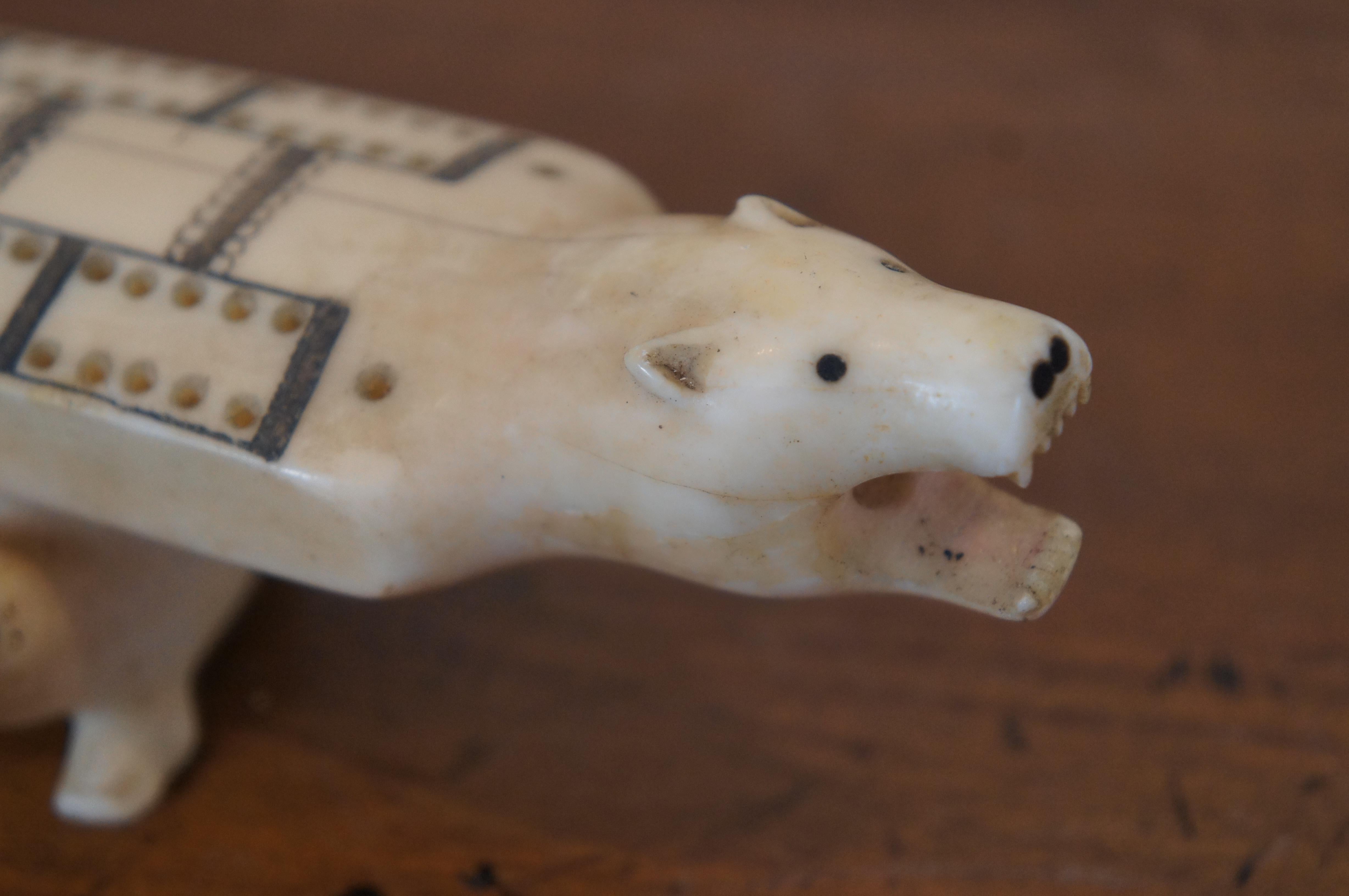Antique Inuit Carved Bone Folk Art Scrimshaw Cribbage Game Board For Sale 1