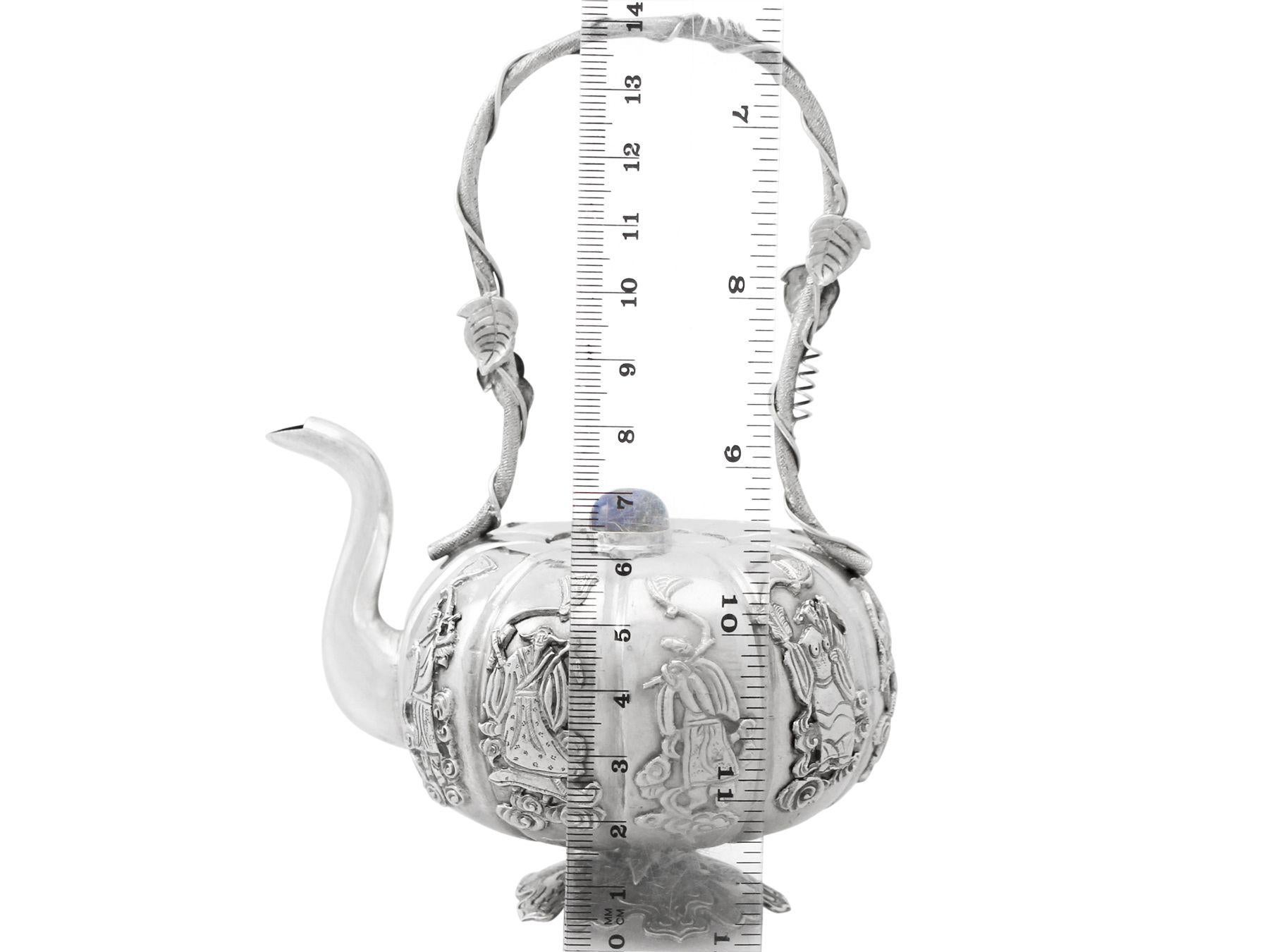 Antica teiera irachena in miniatura in argento e lapislazzuli, 1920 circa in vendita 7