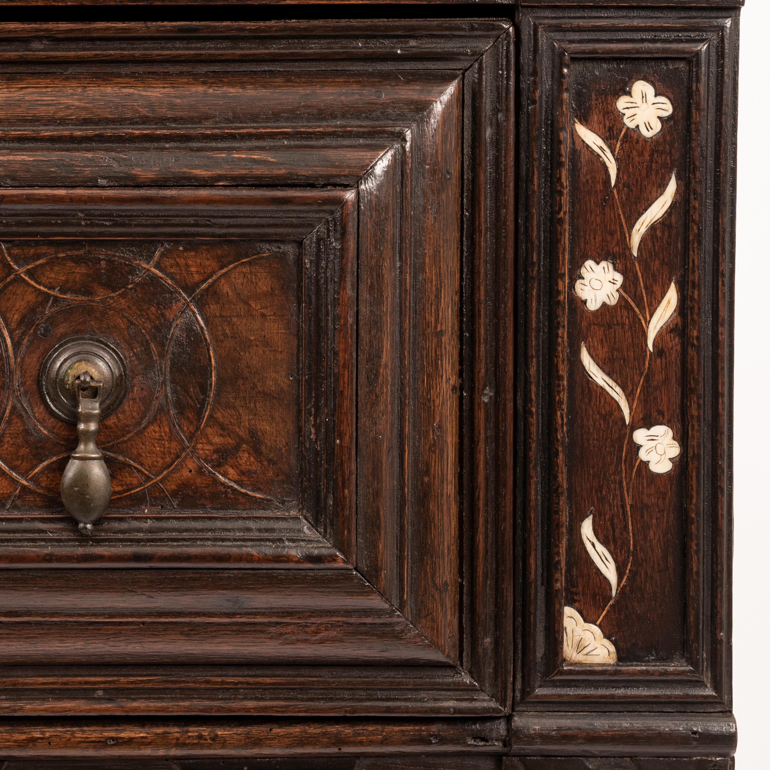 Antique Irish 17th Century William & Mary Marquetry Bone Ebony Oak Chest Stand For Sale 5