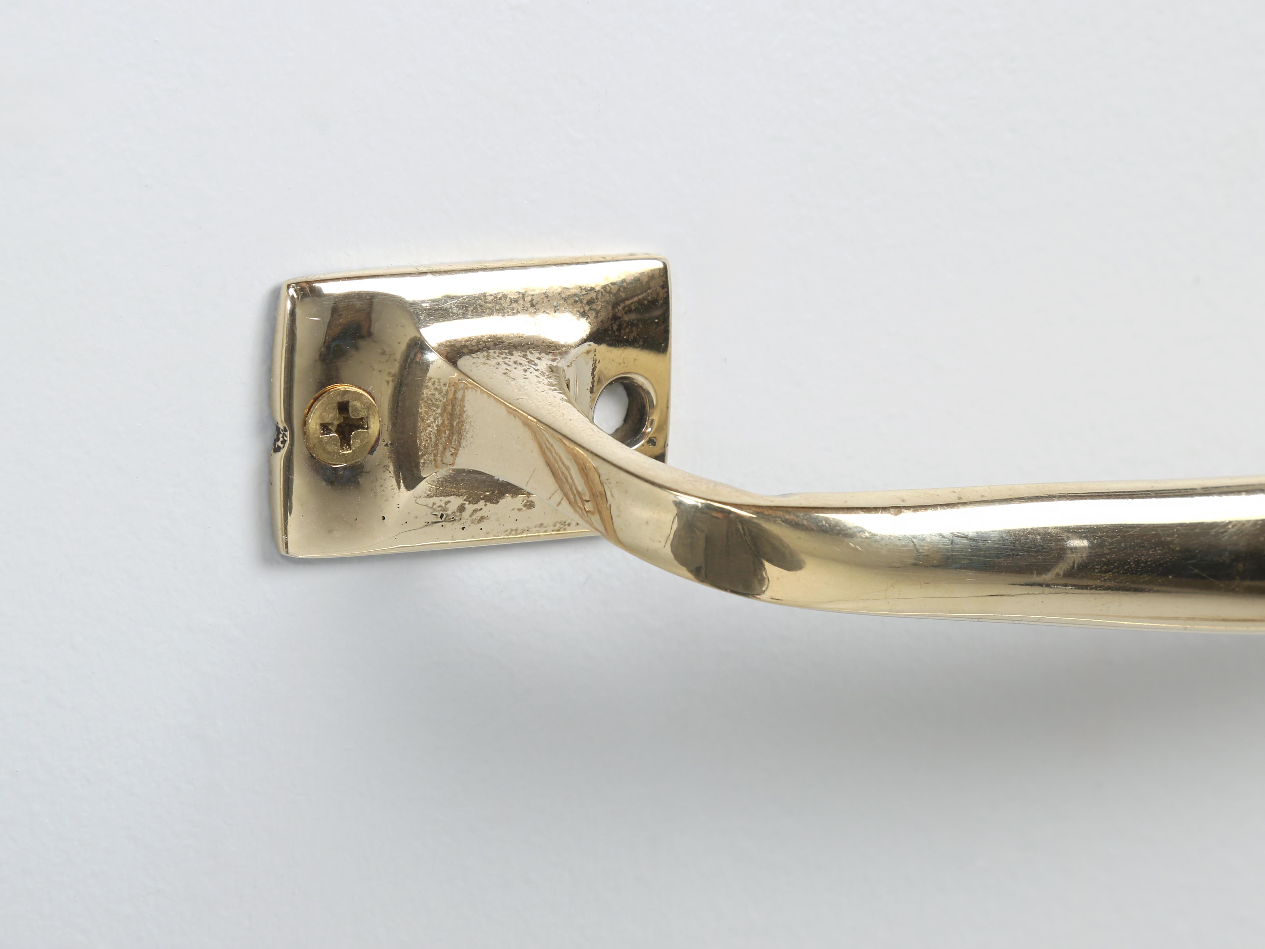 Antique Irish Bronze Drawer Handles from the Late Victorian Period For Sale 1