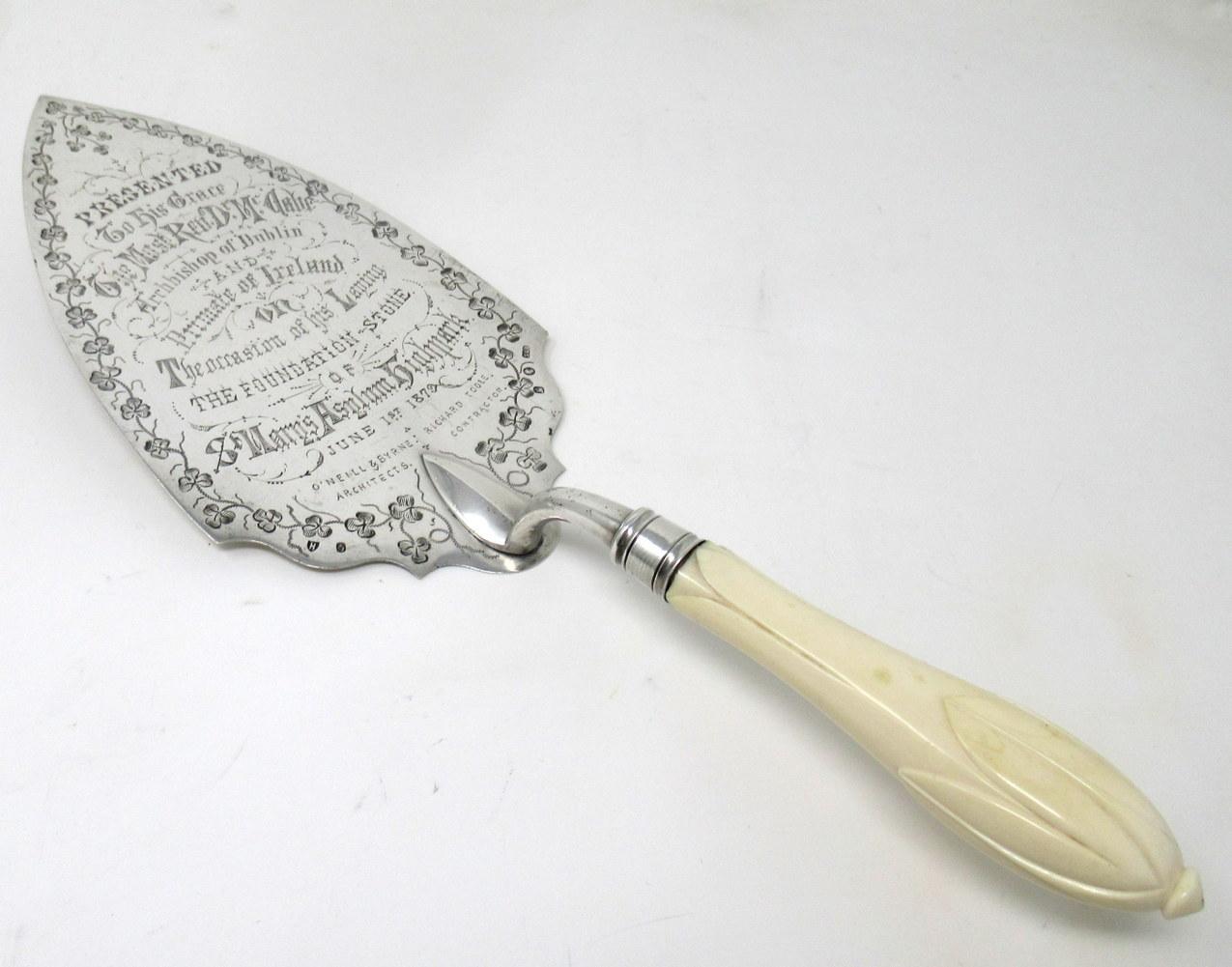 Rare Victorian Irish Dublin heavy gauge Sterling Silver Presentation Trowel or Cake Slice of traditional form and outstanding quality and condition, complete with its original carved and turned handle. 

Mark of Samuel Le Bas Dublin 

Dublin