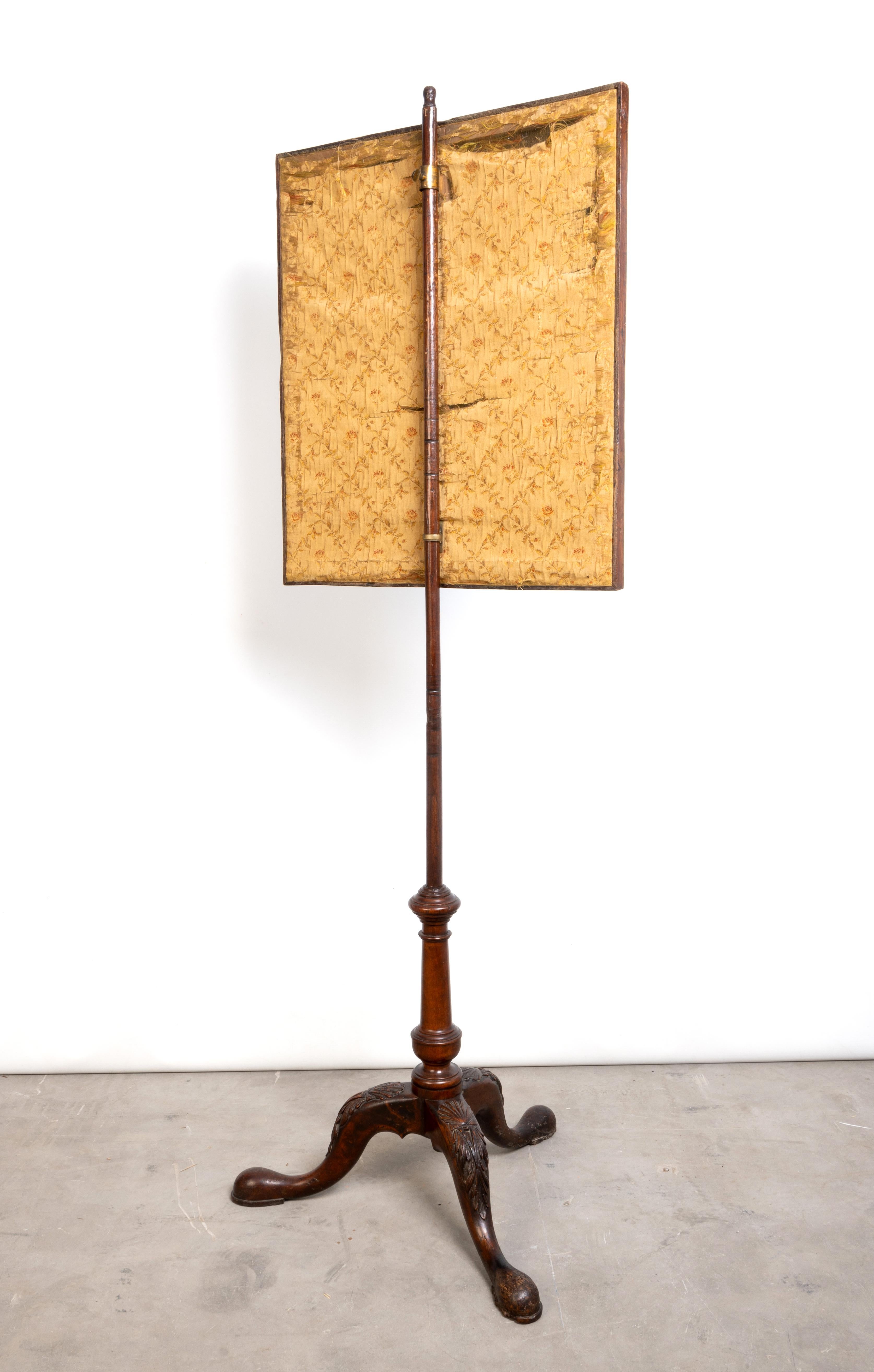 Antique Irish George II Needlework Panel Pole Screen Fire Screen C.1730 For Sale 3