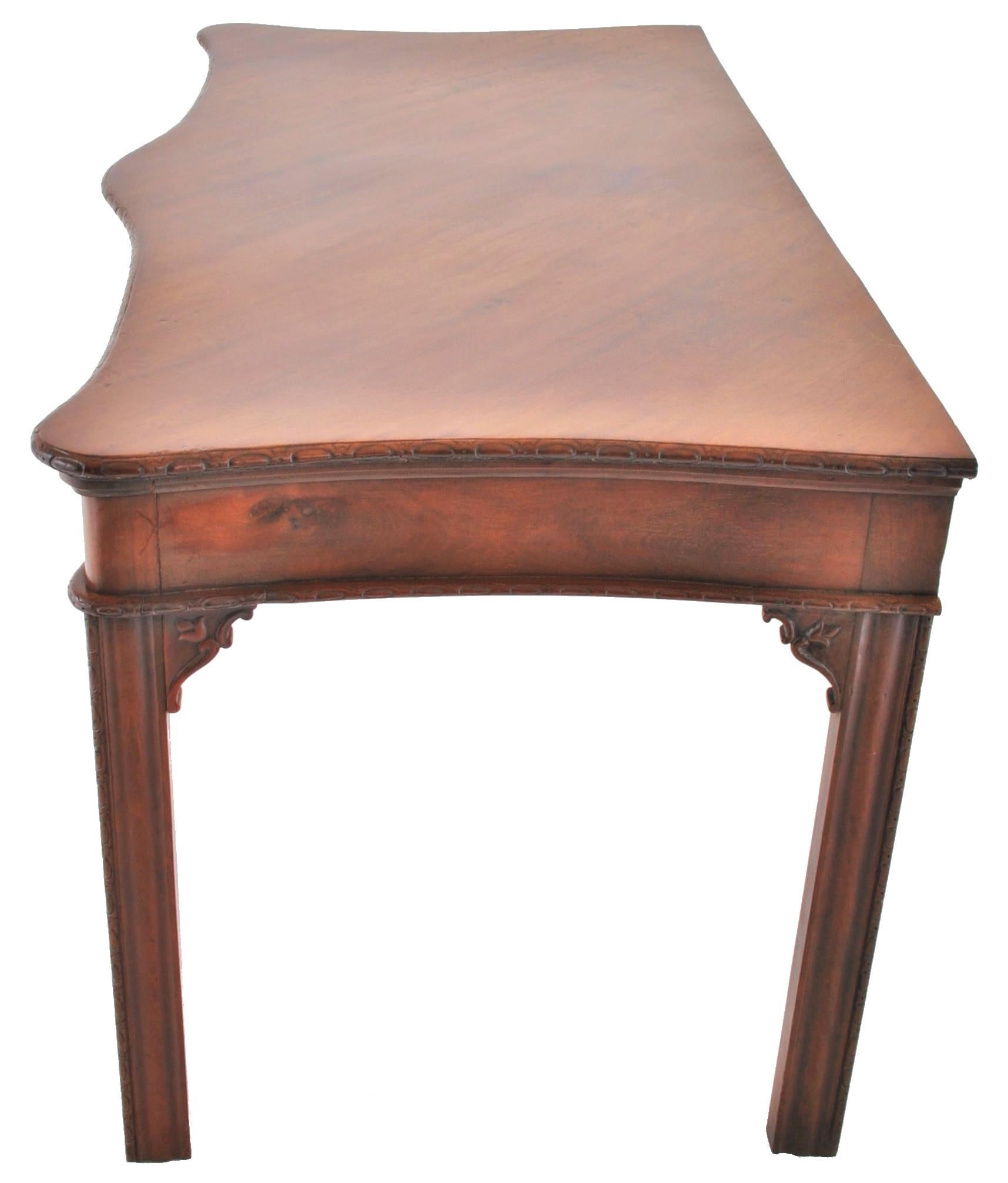 Antique Irish George III Chippendale Mahogany Serving Table/Sideboard Circa 1770 For Sale 3