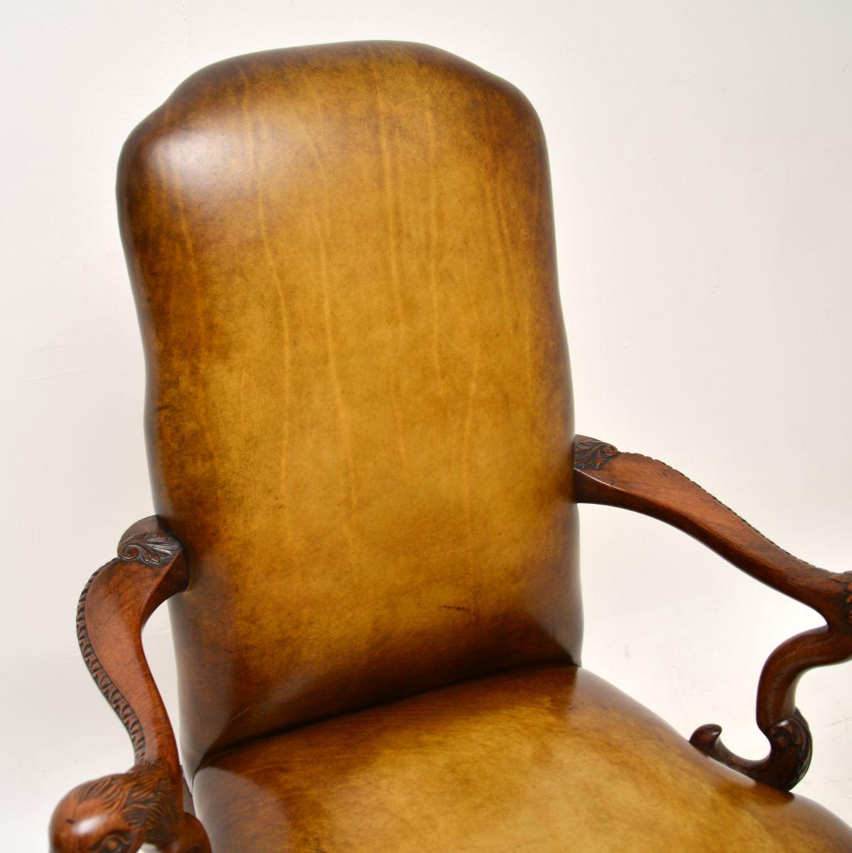 Antique Irish Georgian Period Walnut and Leather Armchair For Sale 1