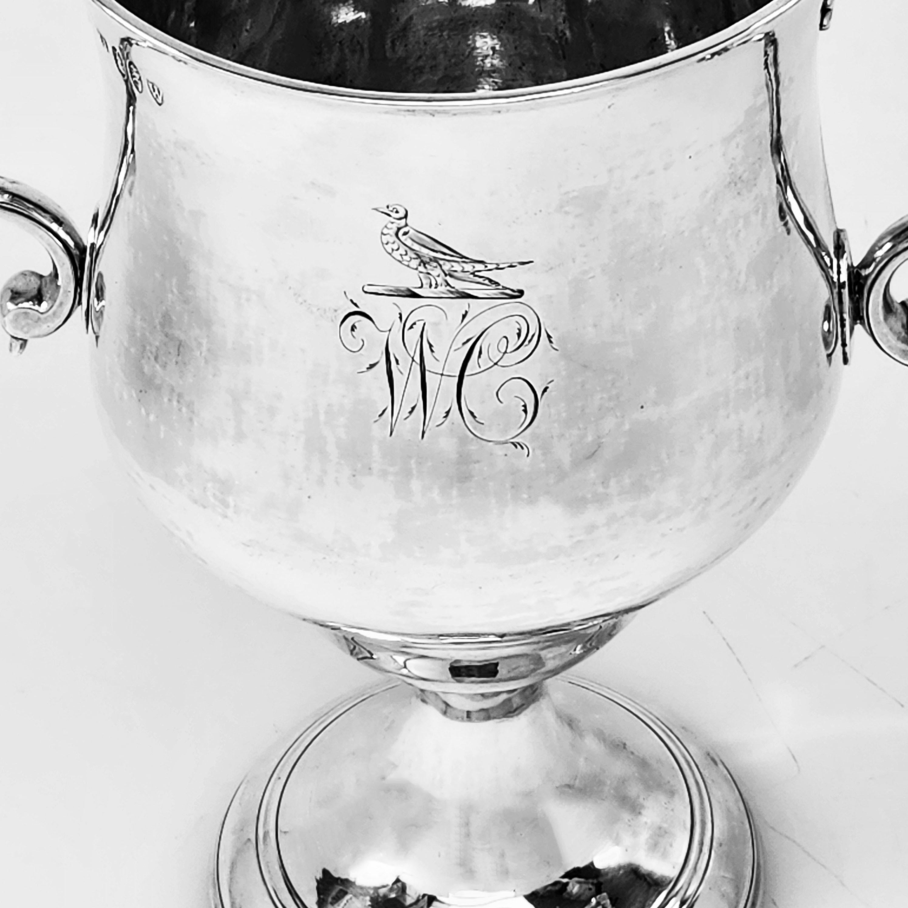 Antique Irish Georgian Sterling Silver Two Handled Cup Dublin, Ireland 1769 In Good Condition For Sale In London, GB