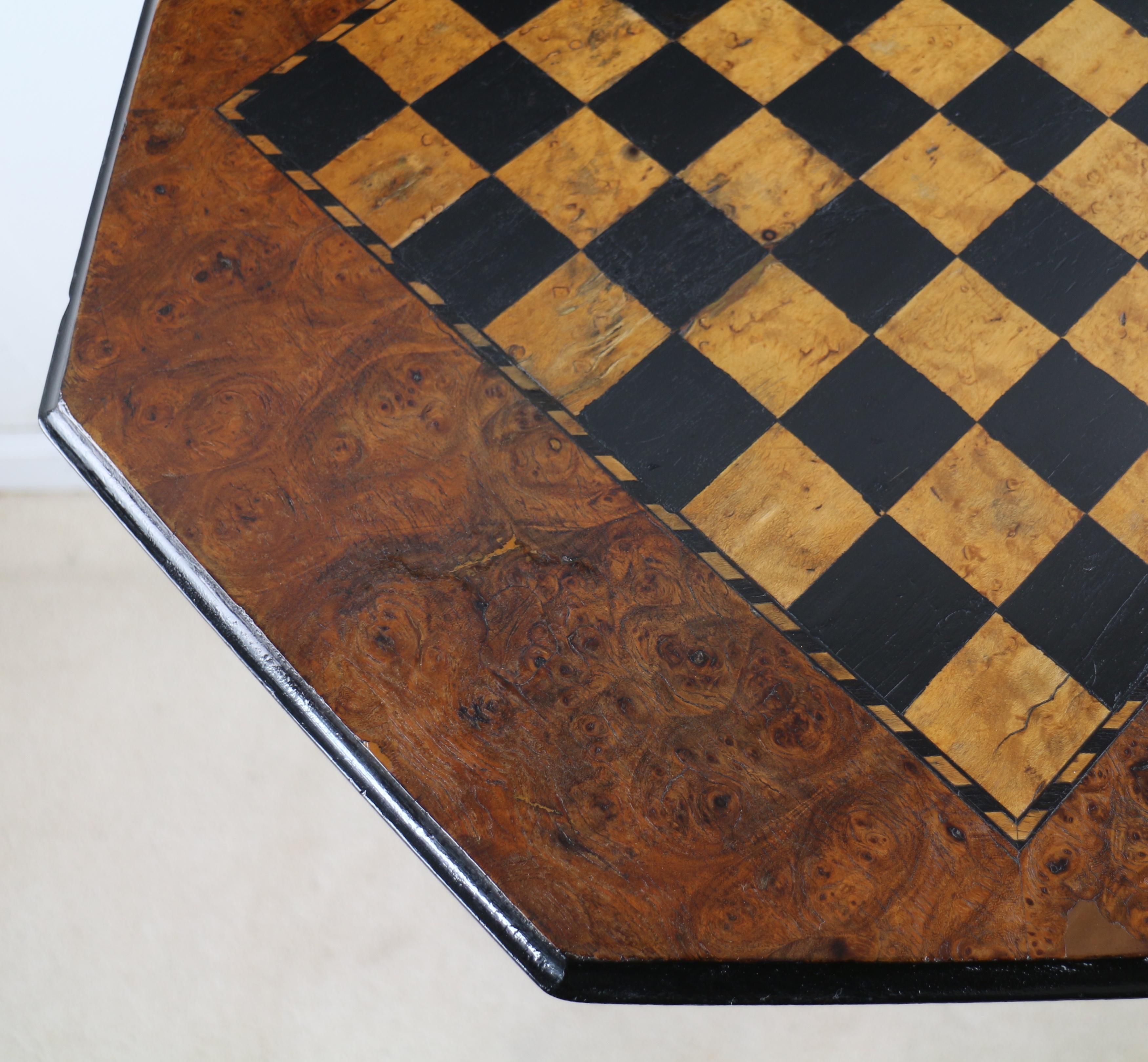Antique Irish Killarney Yew Inlaid Chess Top Games Occasional Table 3