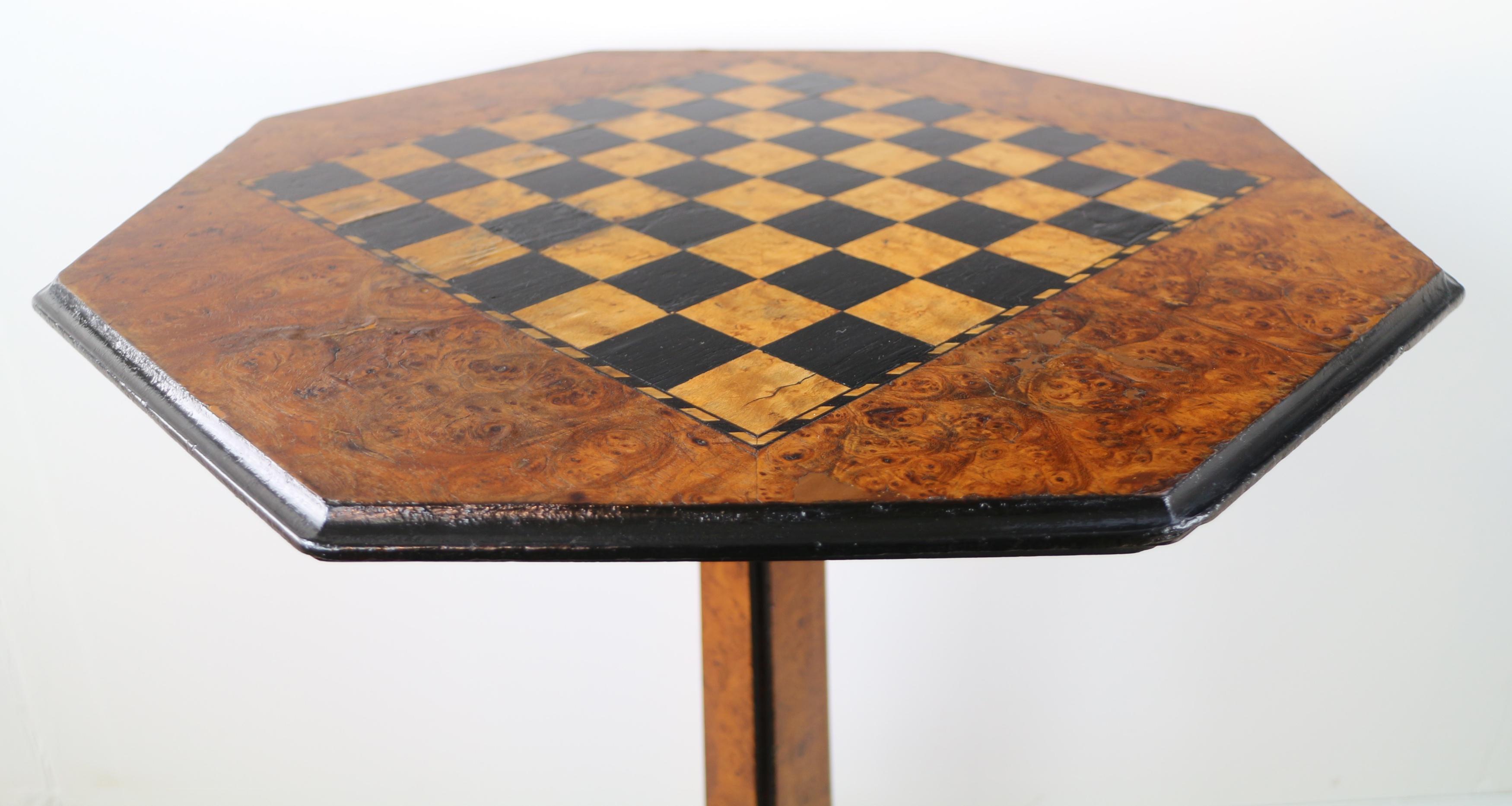 Antique Irish Killarney Yew Inlaid Chess Top Games Occasional Table 8