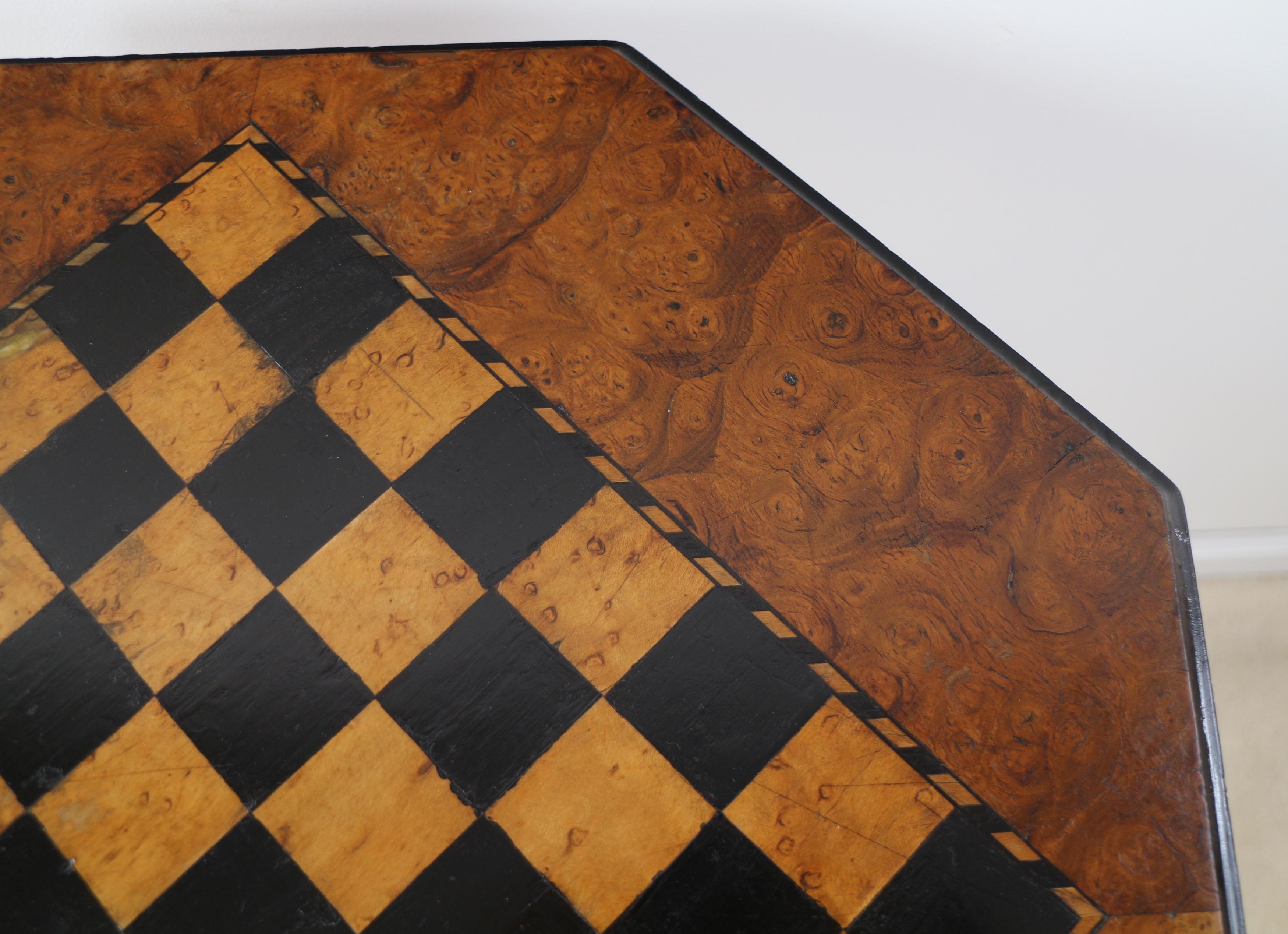 Antique Irish Killarney Yew Inlaid Chess Top Games Occasional Table 2