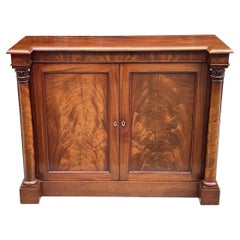 Antiker irischer Mahagoni-Beistellschrank Chiffonier Mac Williams Gibton, georgianisch, 19. Jahrhundert